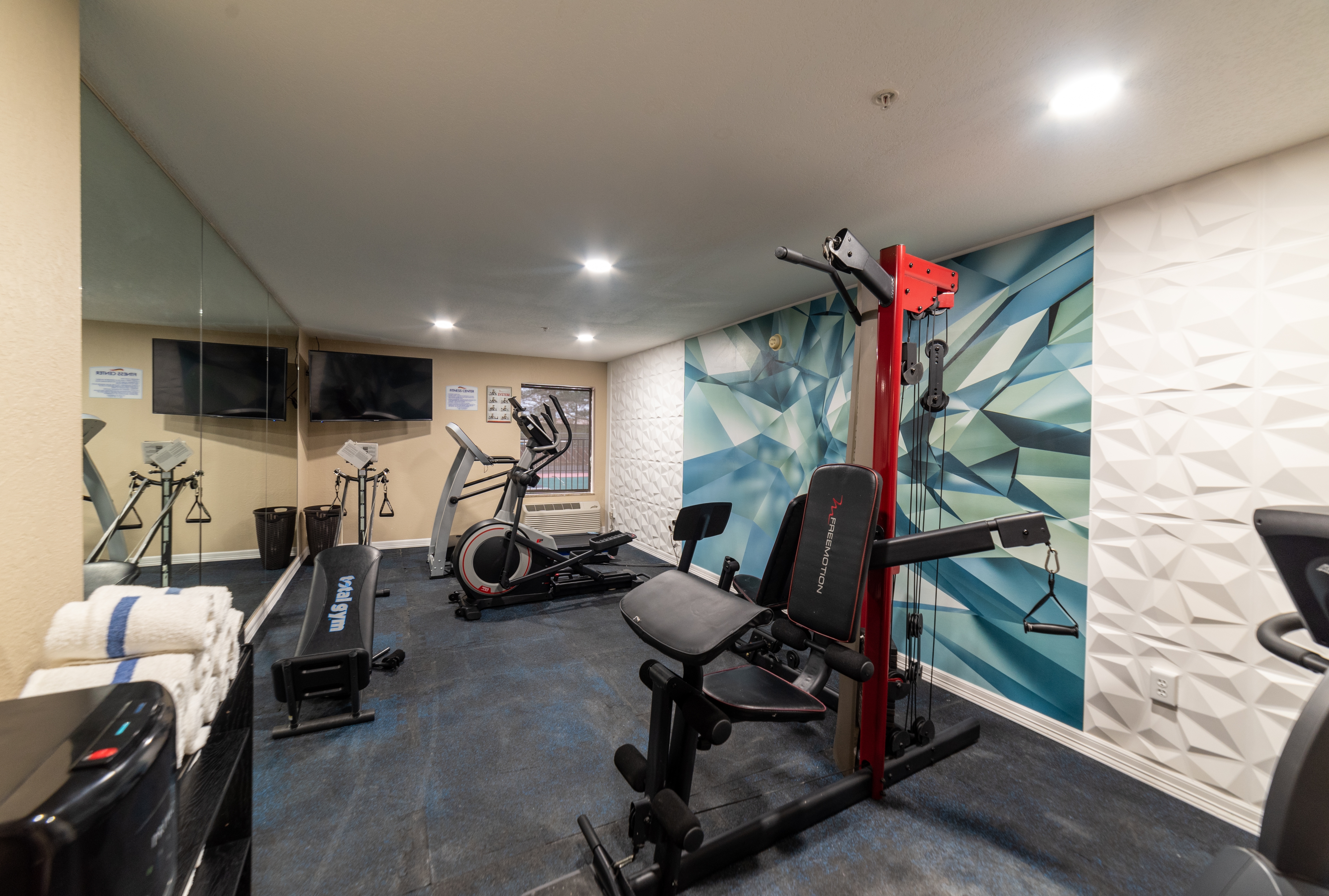 Fitness room at Baymont by Wyndham Caddo Valley/Arkadelphia in Caddo Valley, Arkansas
