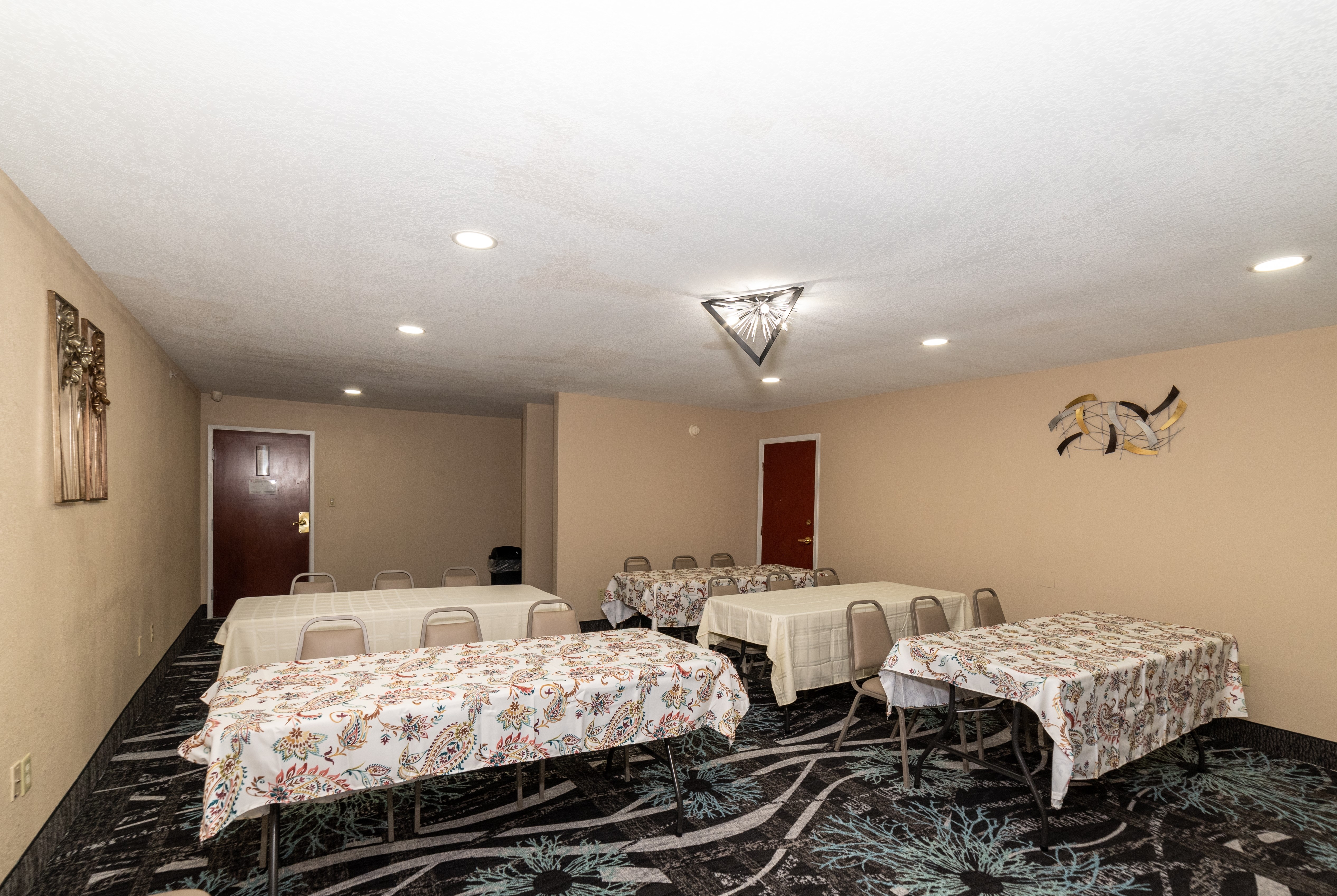 Meeting room at Baymont by Wyndham Caddo Valley/Arkadelphia in Caddo Valley, Arkansas