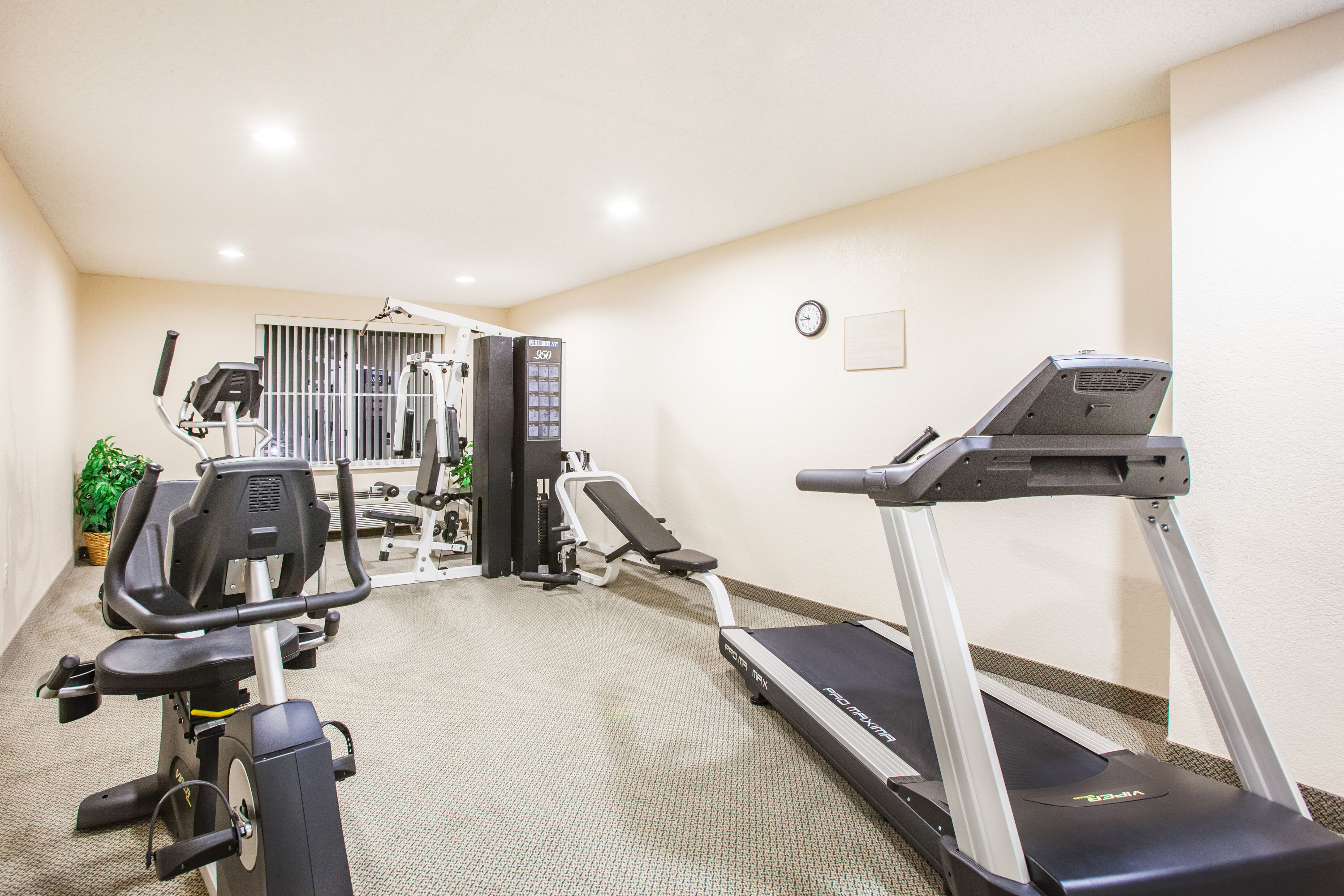 Fitness room at Baymont by Wyndham Hot Springs On the Lake in Hot Springs, Arkansas