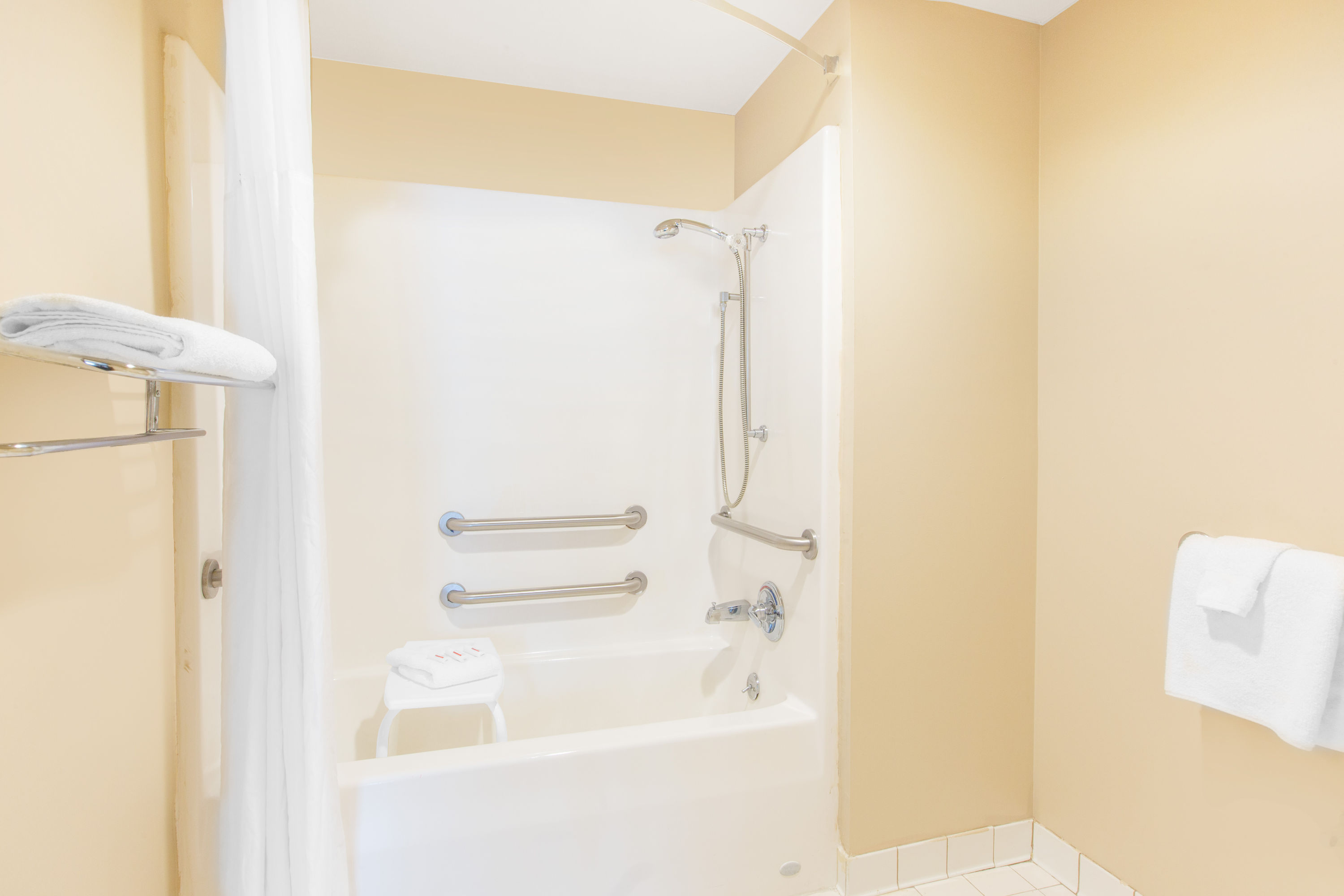 Baymont By Wyndham Jonesboro Jonesboro Ar Hotels