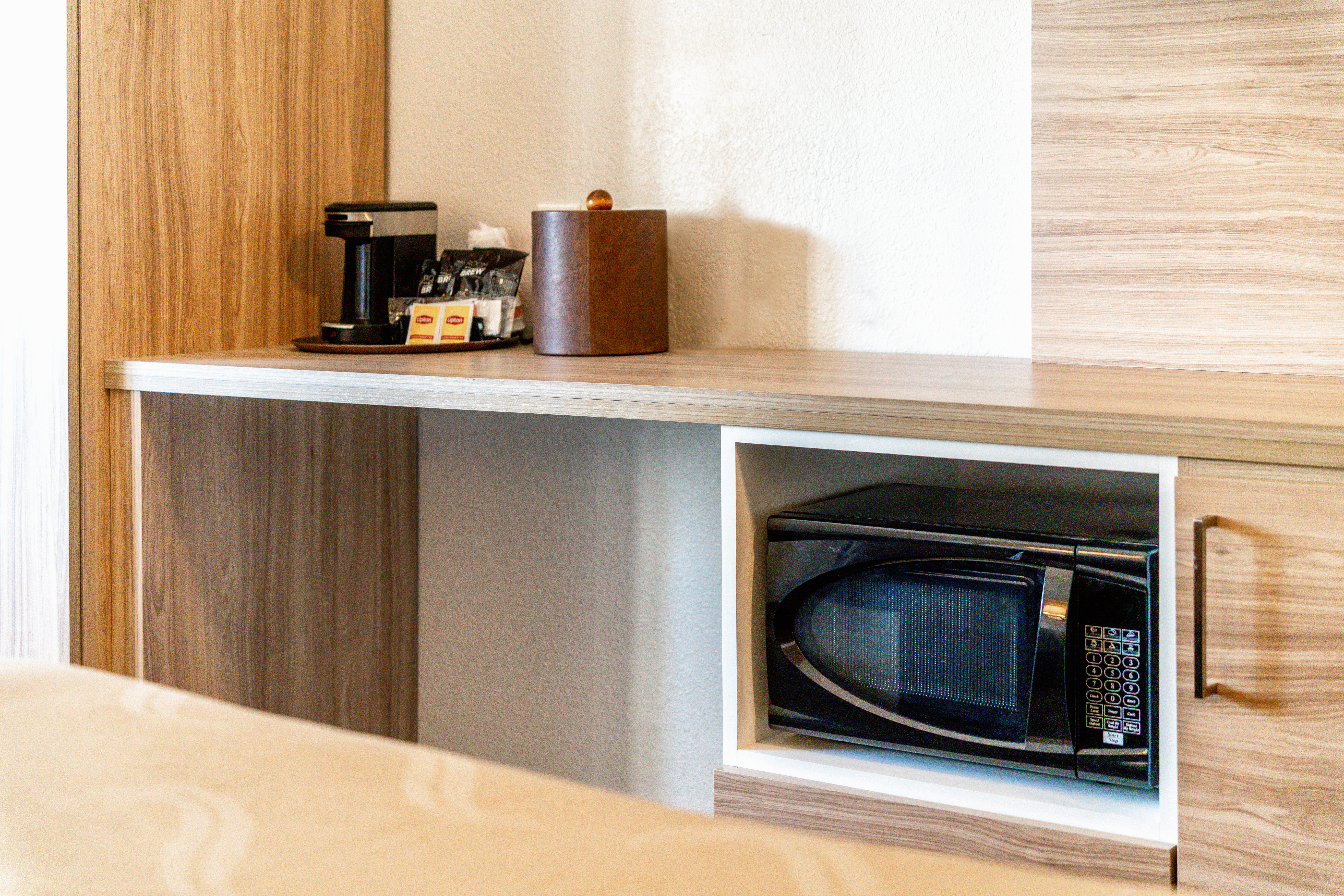 Guest room at the Baymont by Wyndham Chandler I-10 in Chandler, Arizona