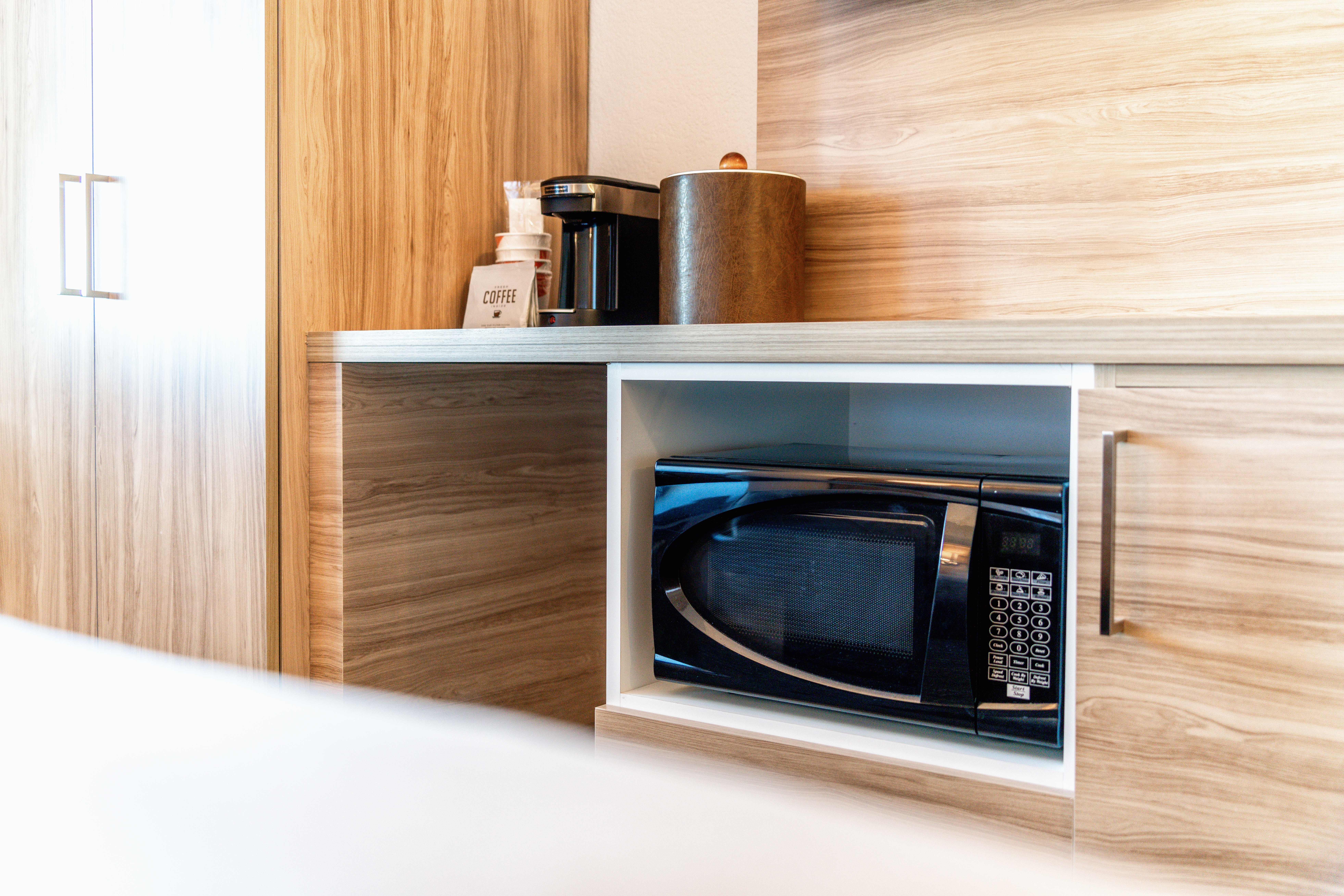 Guest room at the Baymont by Wyndham Chandler I-10 in Chandler, Arizona