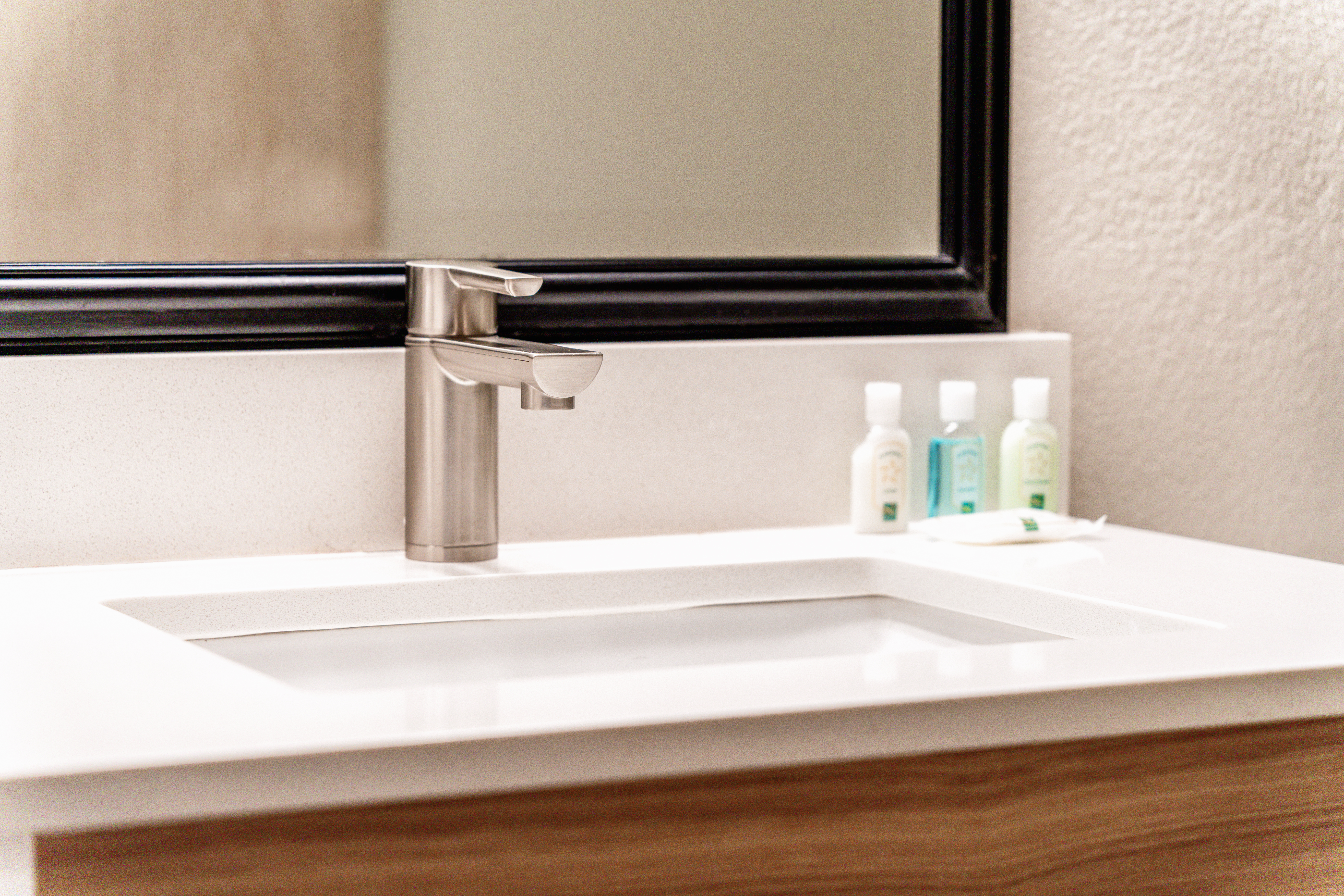 Guest room at the Baymont by Wyndham Chandler I-10 in Chandler, Arizona