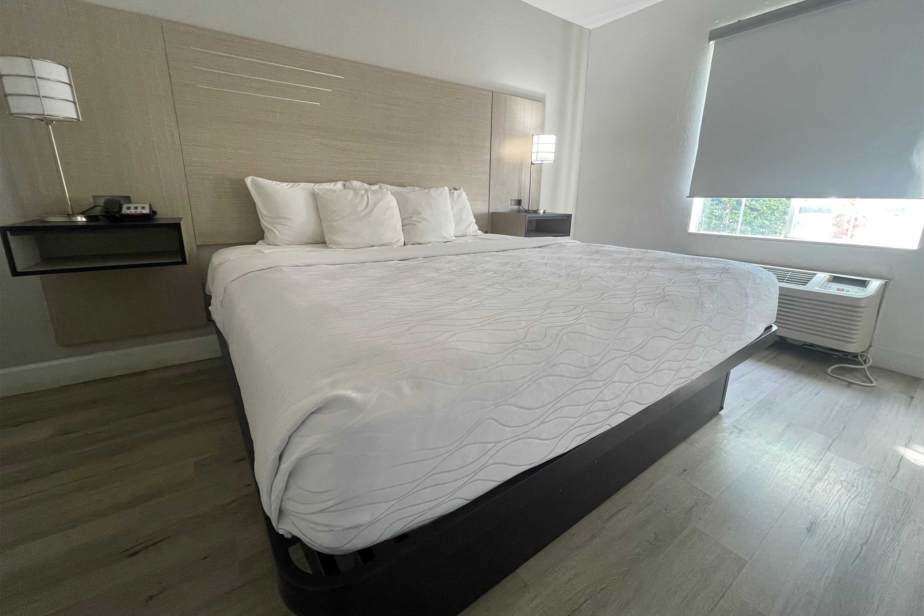 Guest room at the Baymont Inn & Suites by Wyndham Tempe University/Phoenix in Tempe, Arizona