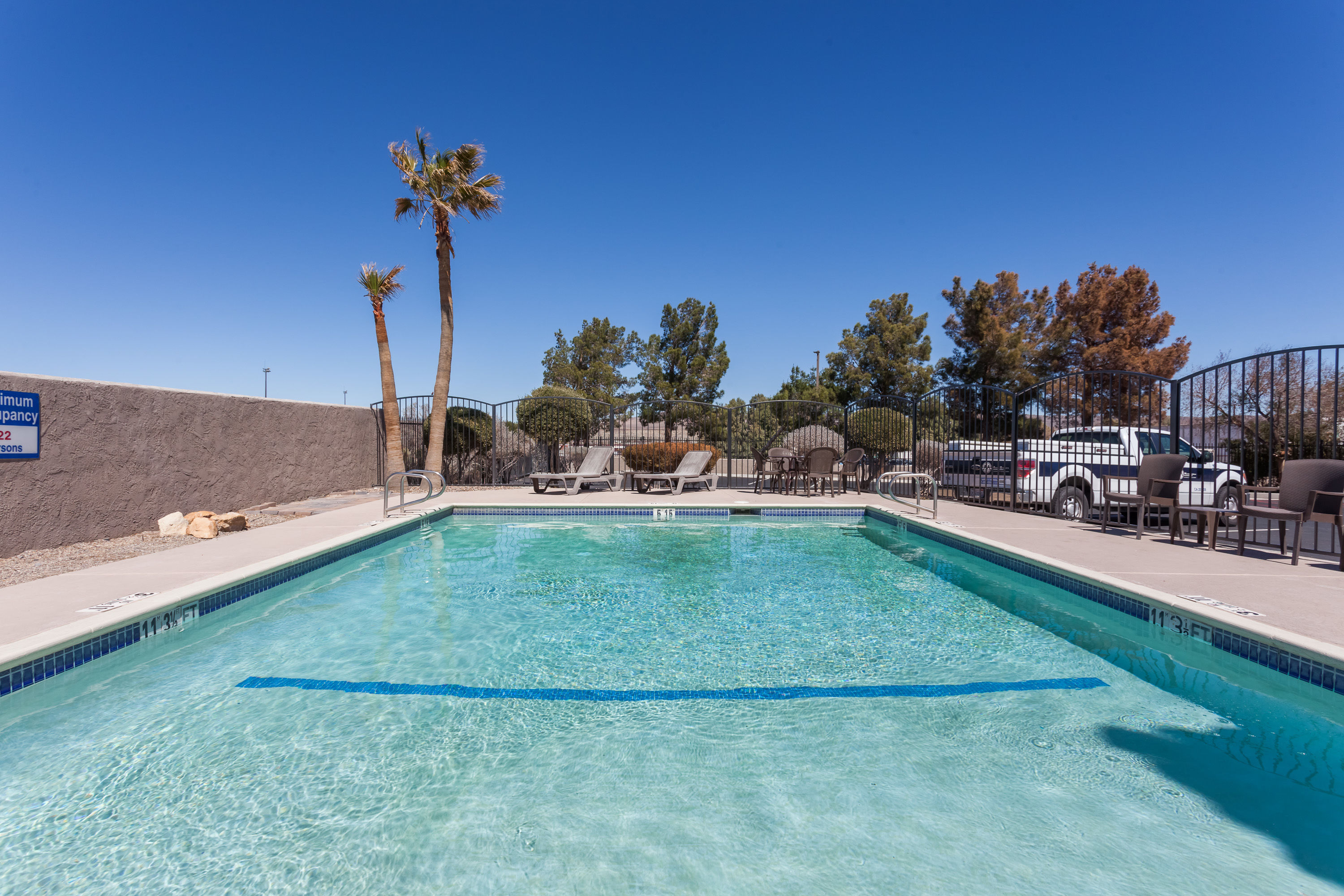 Baymont by Wyndham Barstow Historic Route 66 Barstow, CA Hotels