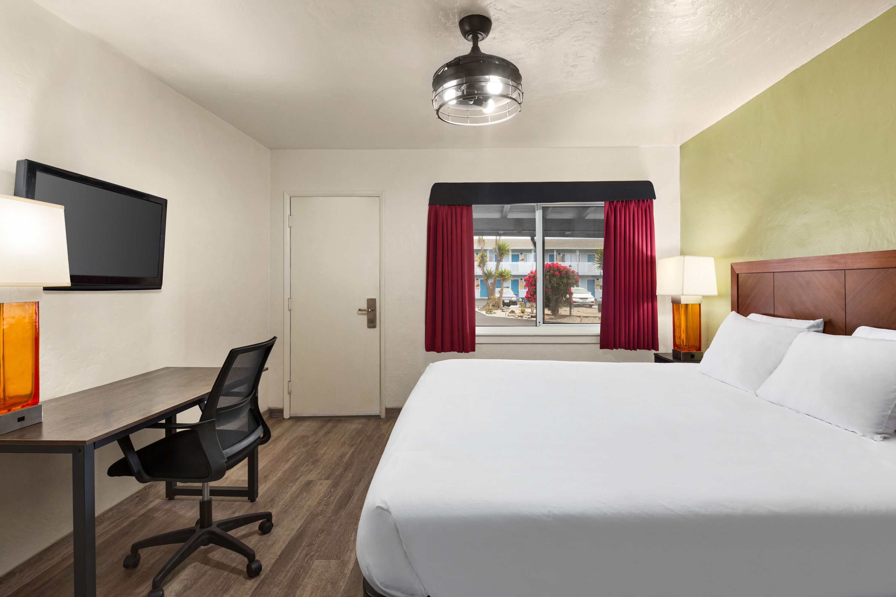 Guest room at the Baymont by Wyndham Fort Bragg in Fort Bragg, California