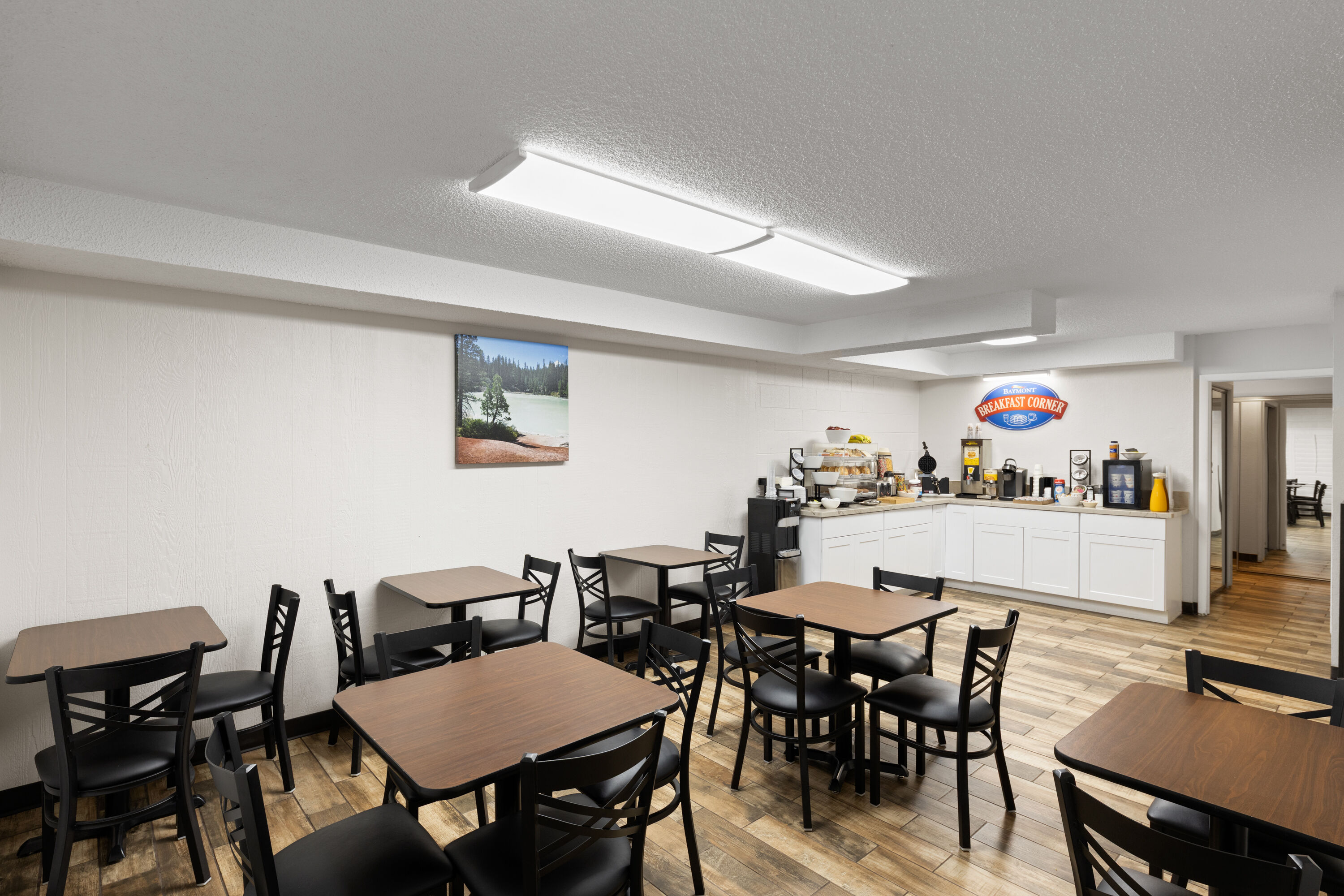 Free breakfast at Baymont by Wyndham Susanville in Susanville, California