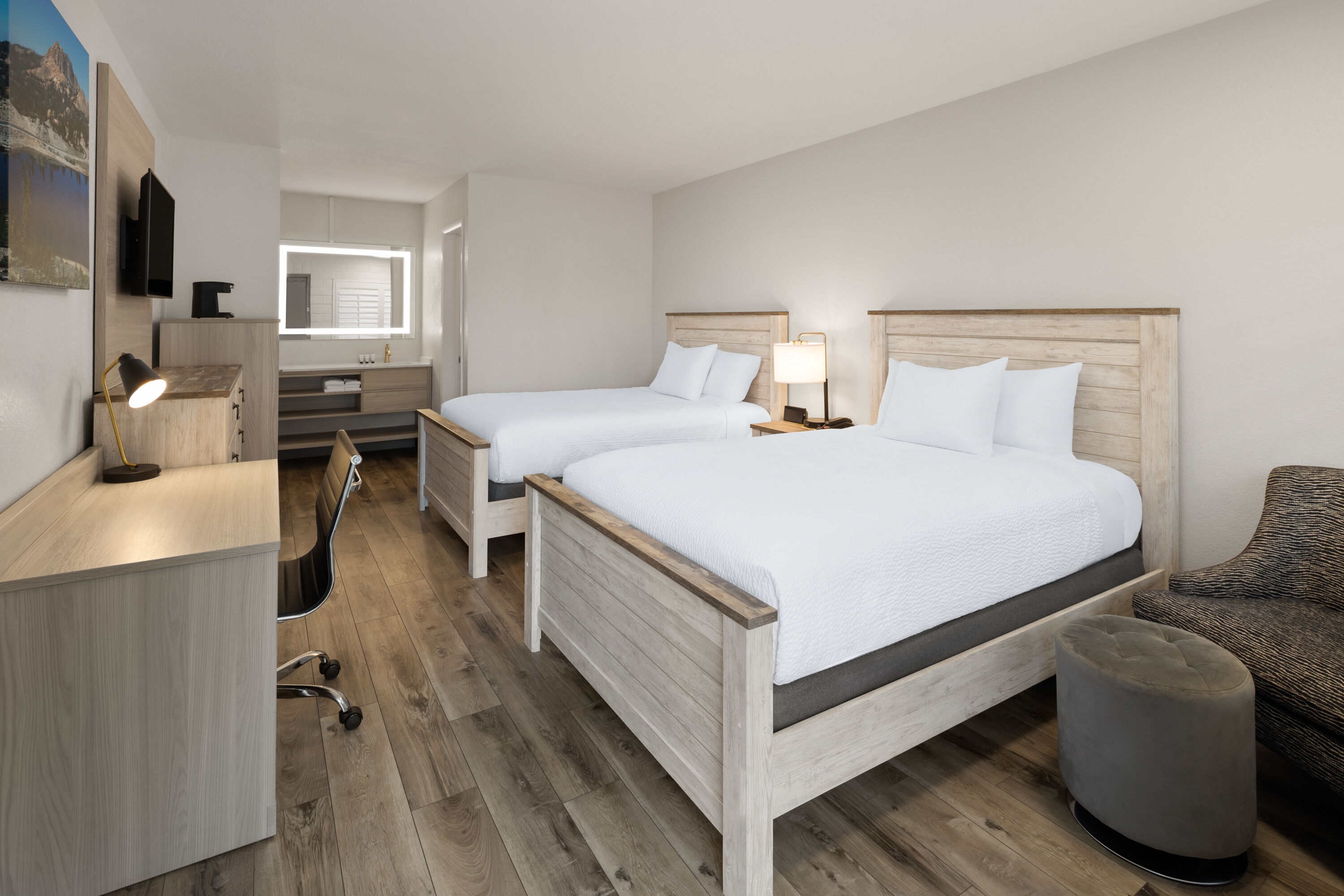 Guest room at the Baymont by Wyndham Susanville in Susanville, California