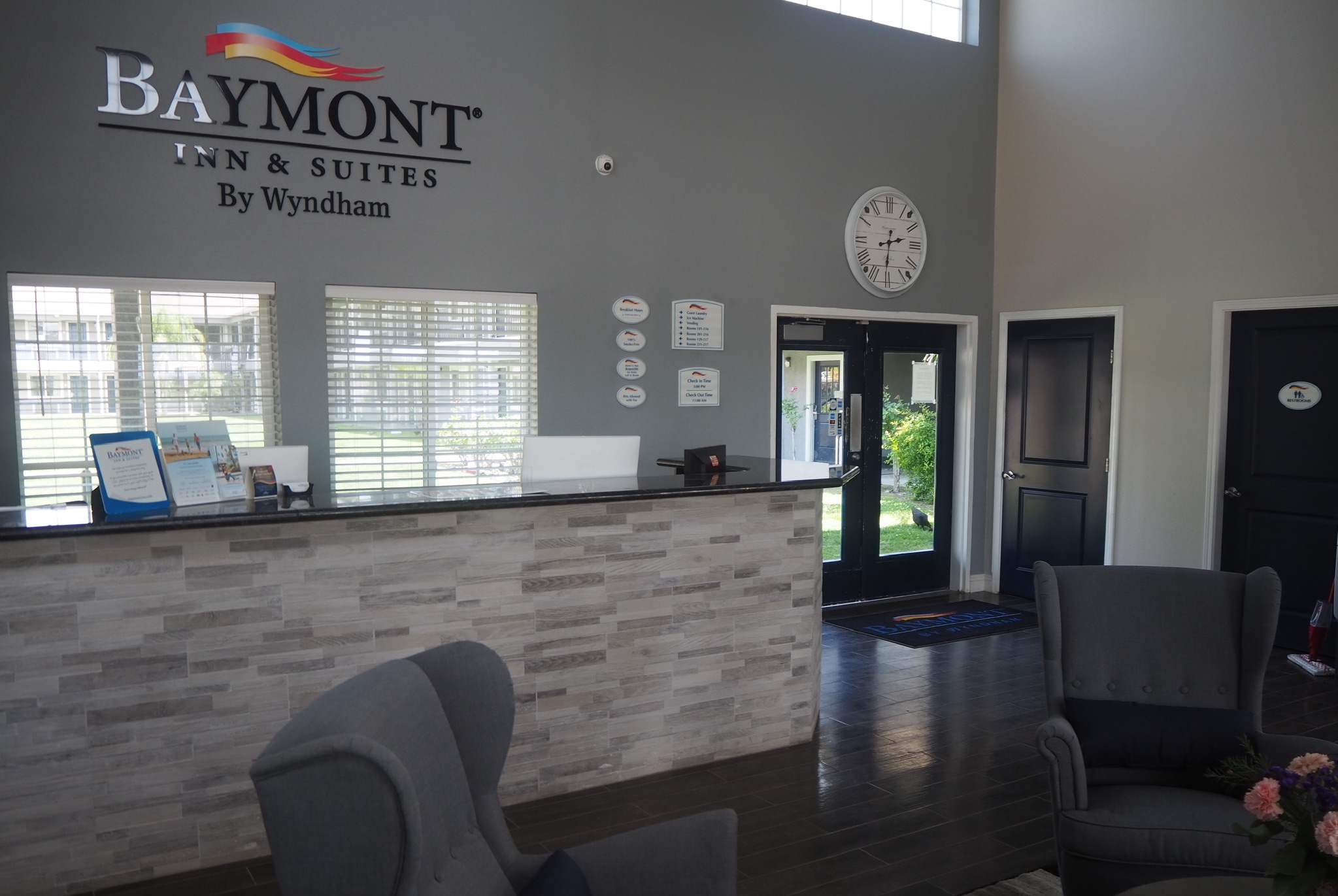 Baymont by Wyndham Yuba City | Yuba City, CA Hotels
