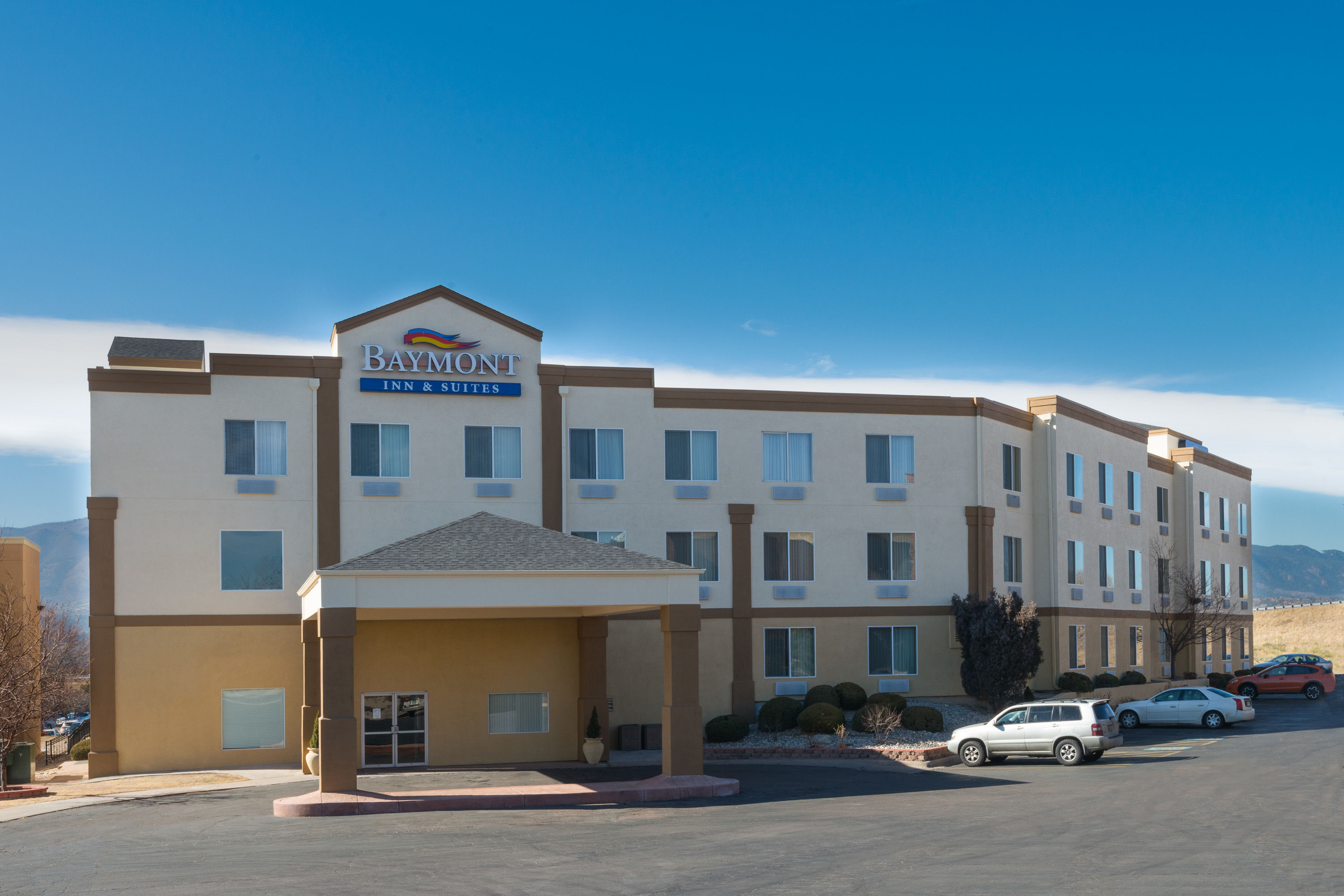 Exterior Day Image of Baymont by Wyndham Colorado Springs hotel in Colorado Springs, Colorado