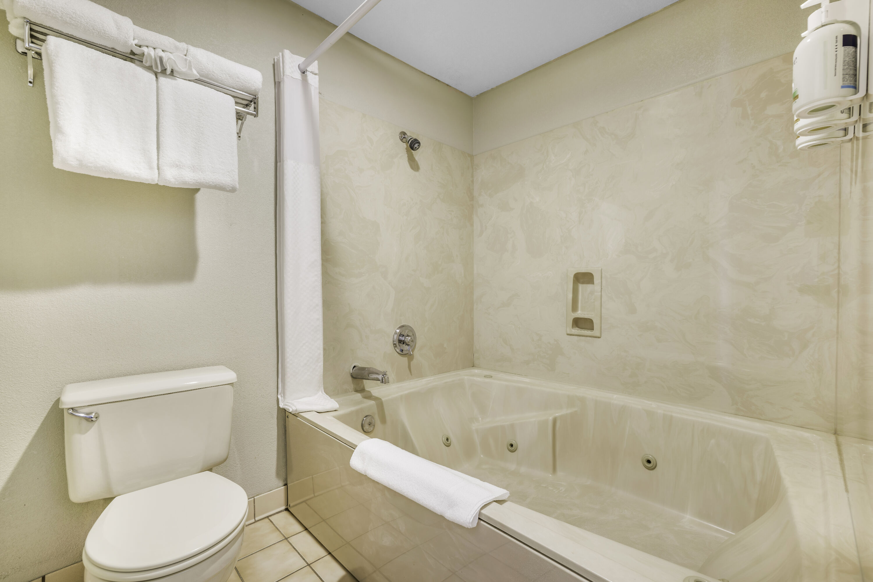 Baymont by Wyndham Cortez suite in Cortez, Colorado