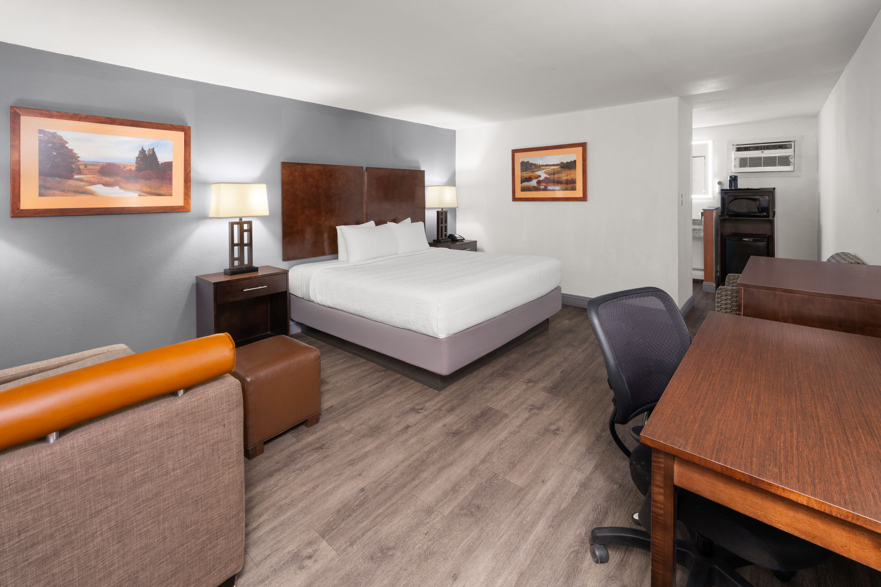 Guest room at the Baymont by Wyndham Durango in Durango, Colorado