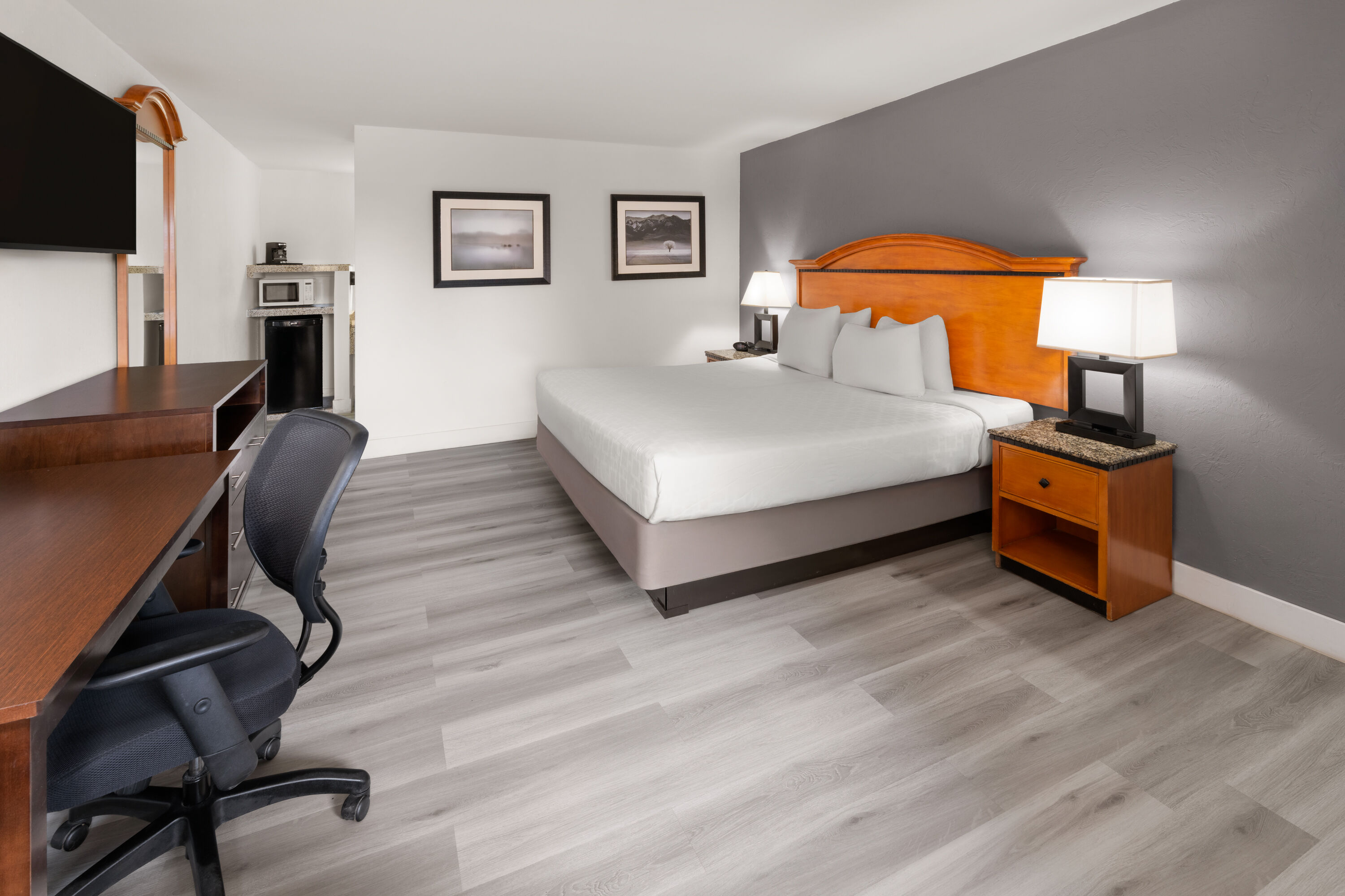 Guest room at the Baymont by Wyndham Durango in Durango, Colorado