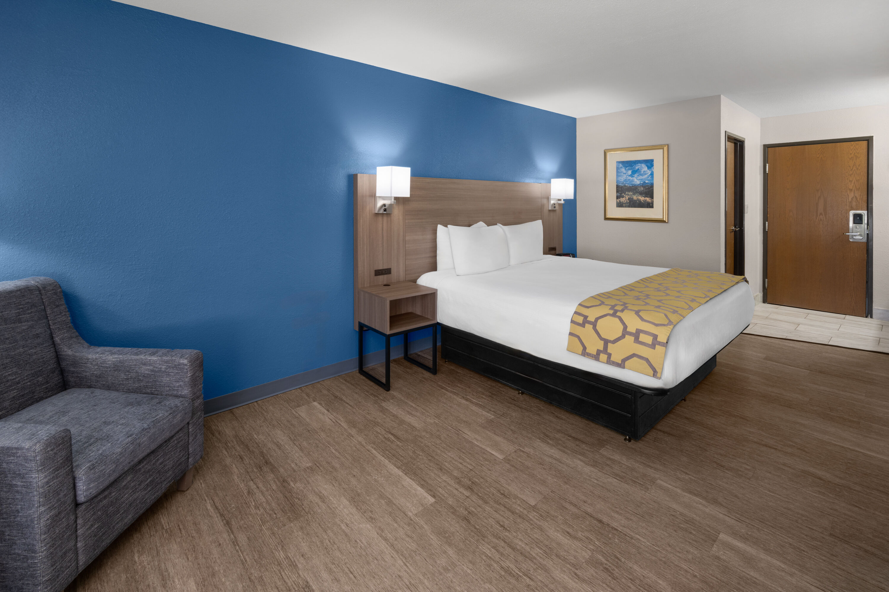 Guest room at the Baymont by Wyndham Salida in Salida, Colorado