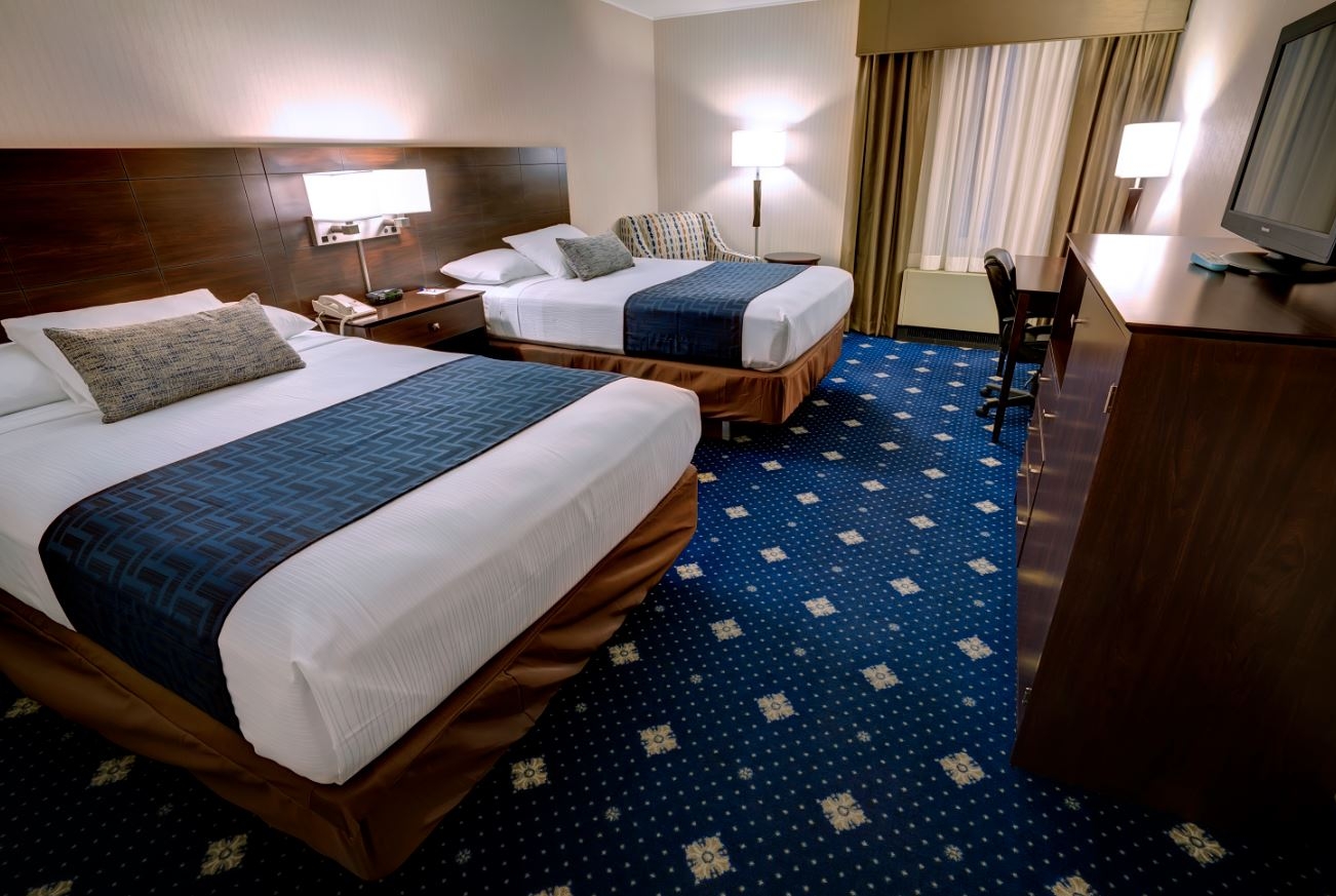 Double bed guest room at the Baymont by Wyndham Groton/Mystic in Groton, Connecticut