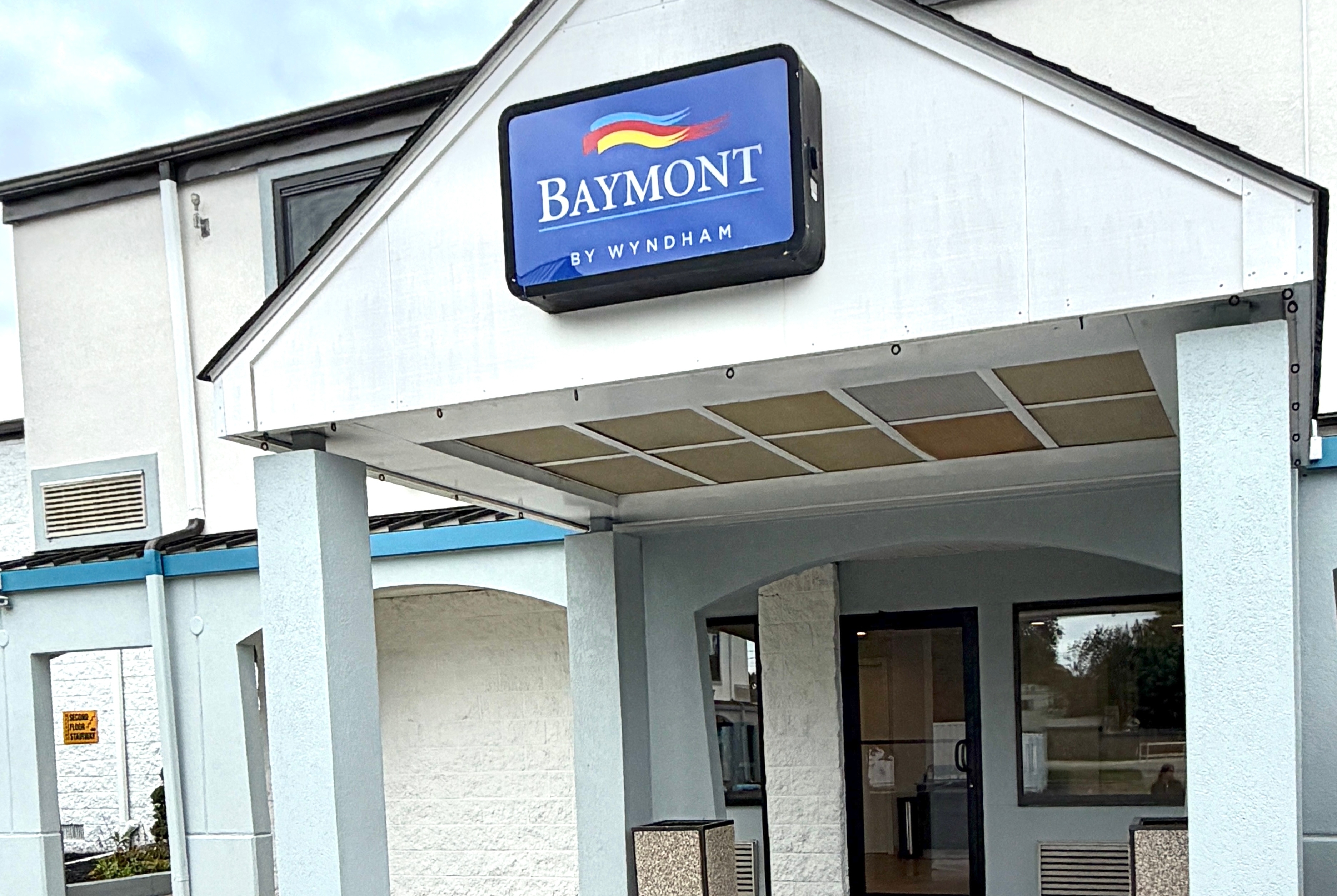 Exterior of Baymont by Wyndham Newark/Wilmington/Mall Area hotel in Newark, Delaware