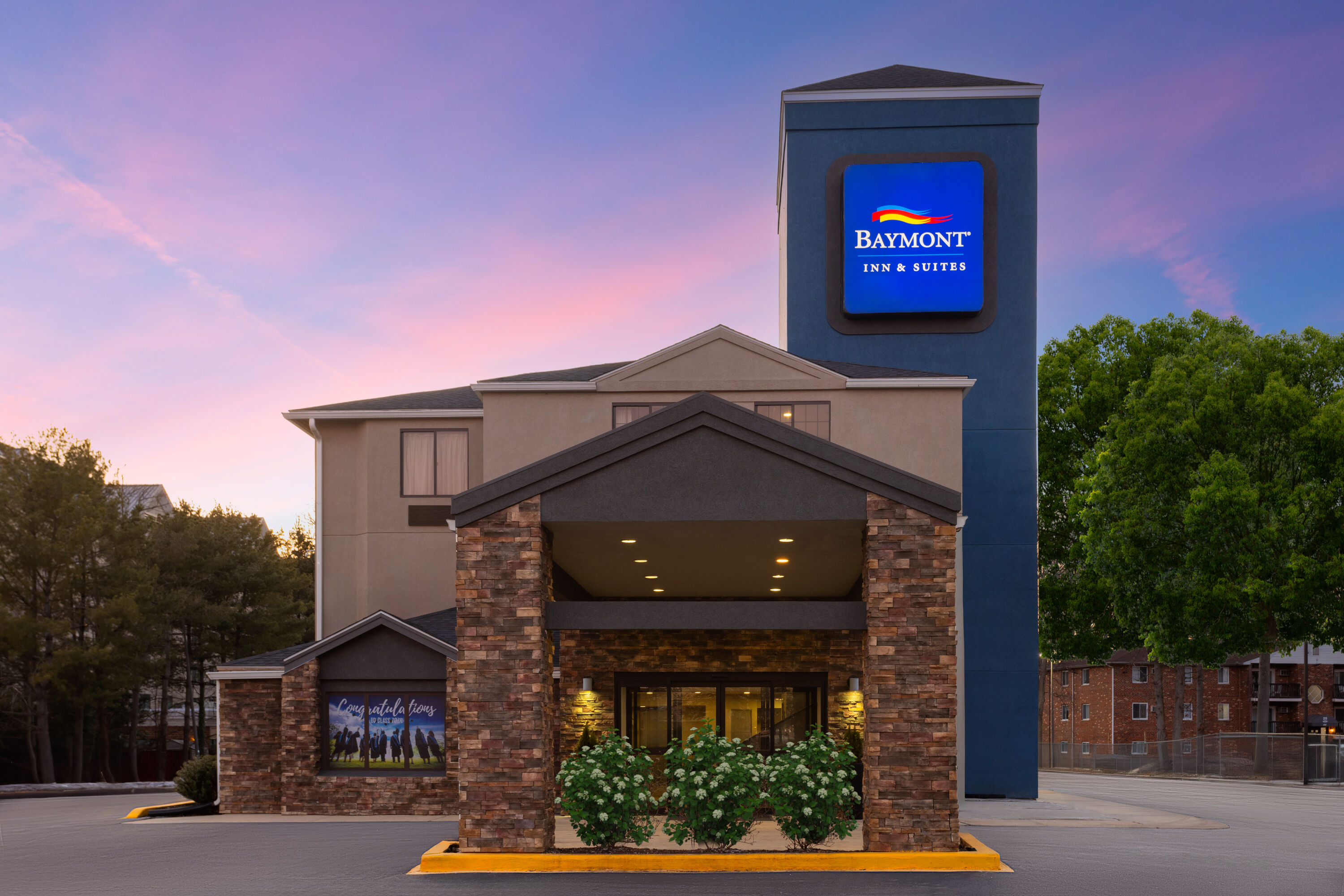 Exterior Dusk Image of Baymont by Wyndham Newark I-95 at University of Delaware hotel in Newark, Delaware