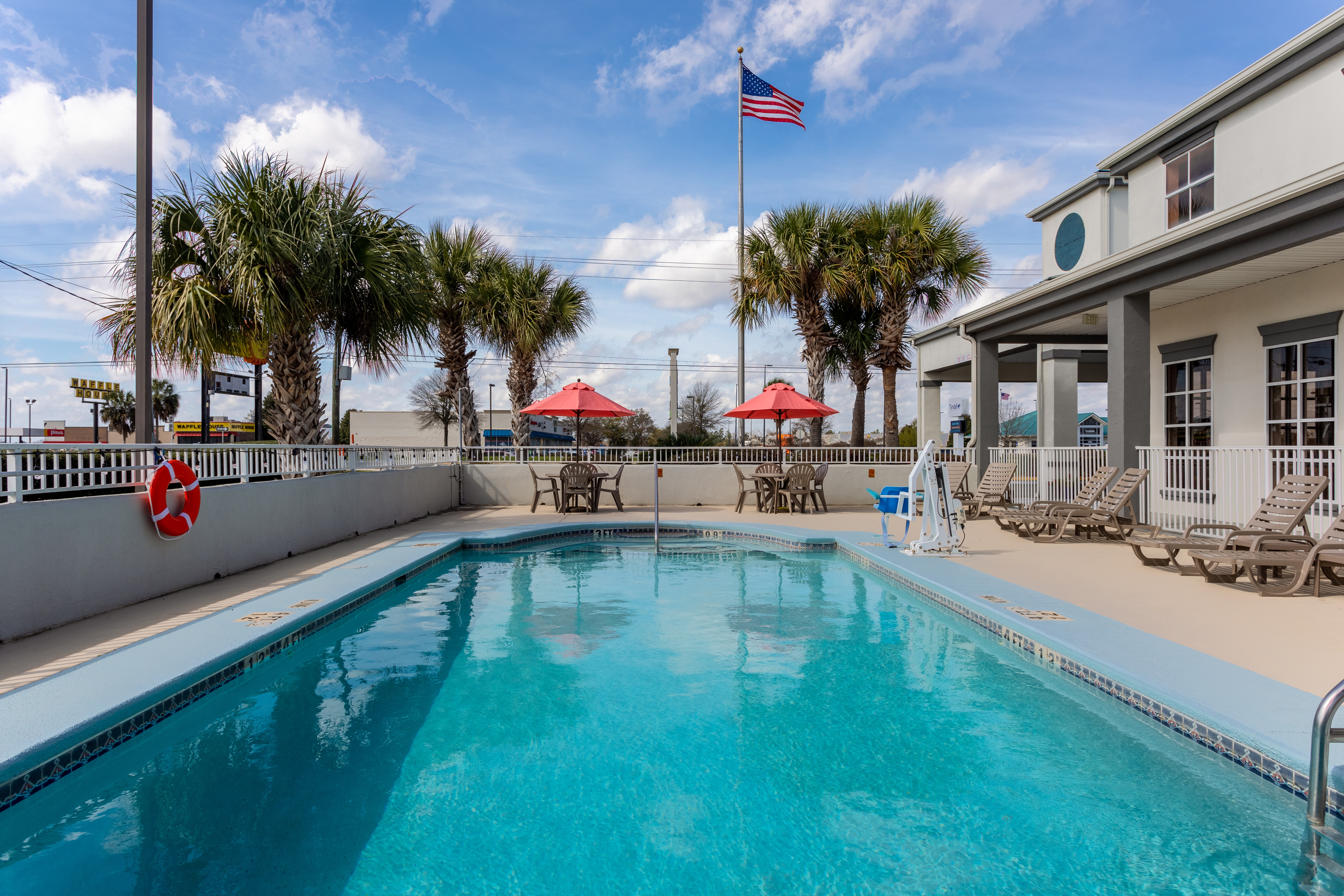Baymont by Wyndham Marianna Marianna, FL Hotels