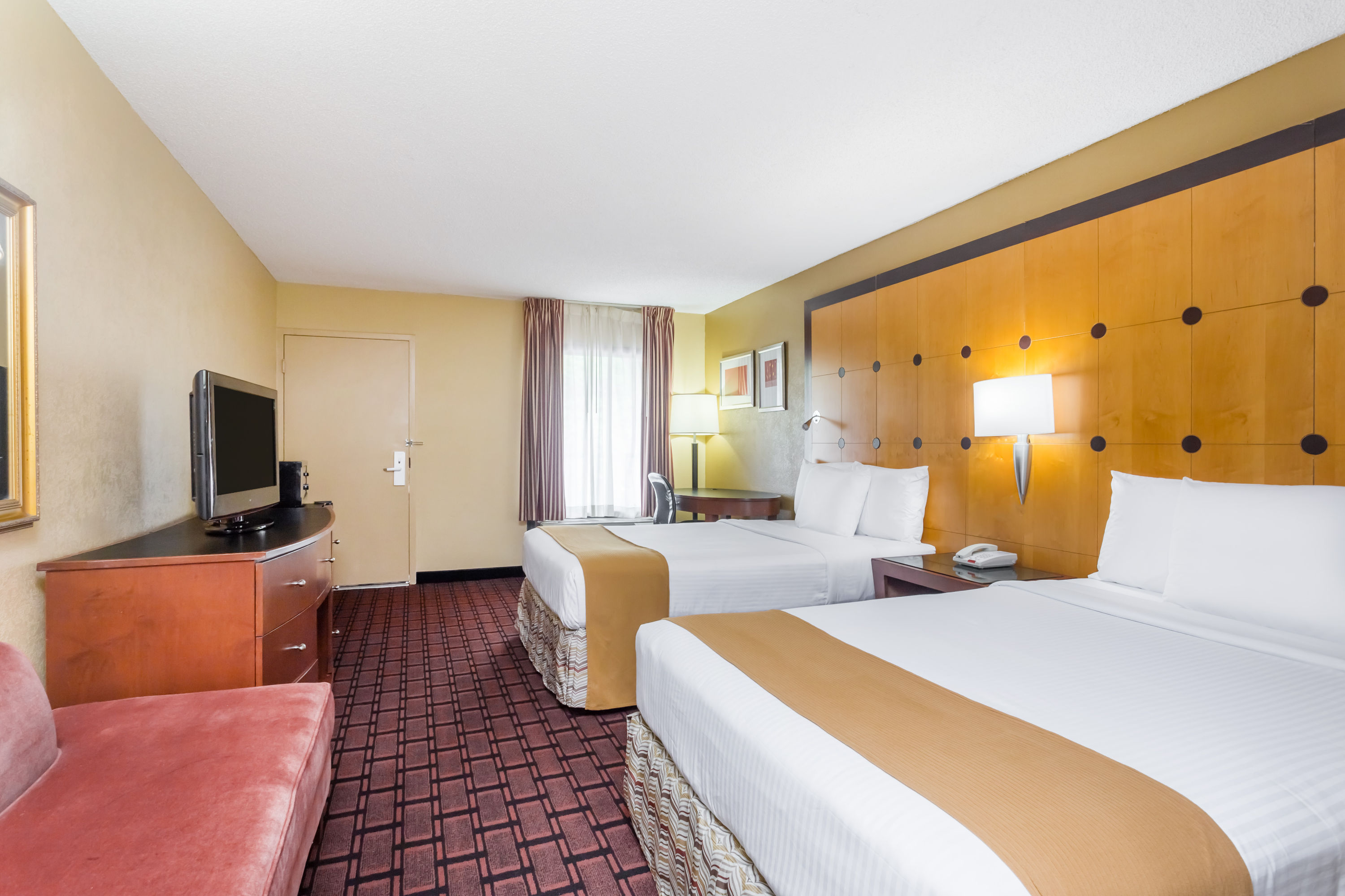 Baymont By Wyndham Pensacola Pensacola Fl Hotels