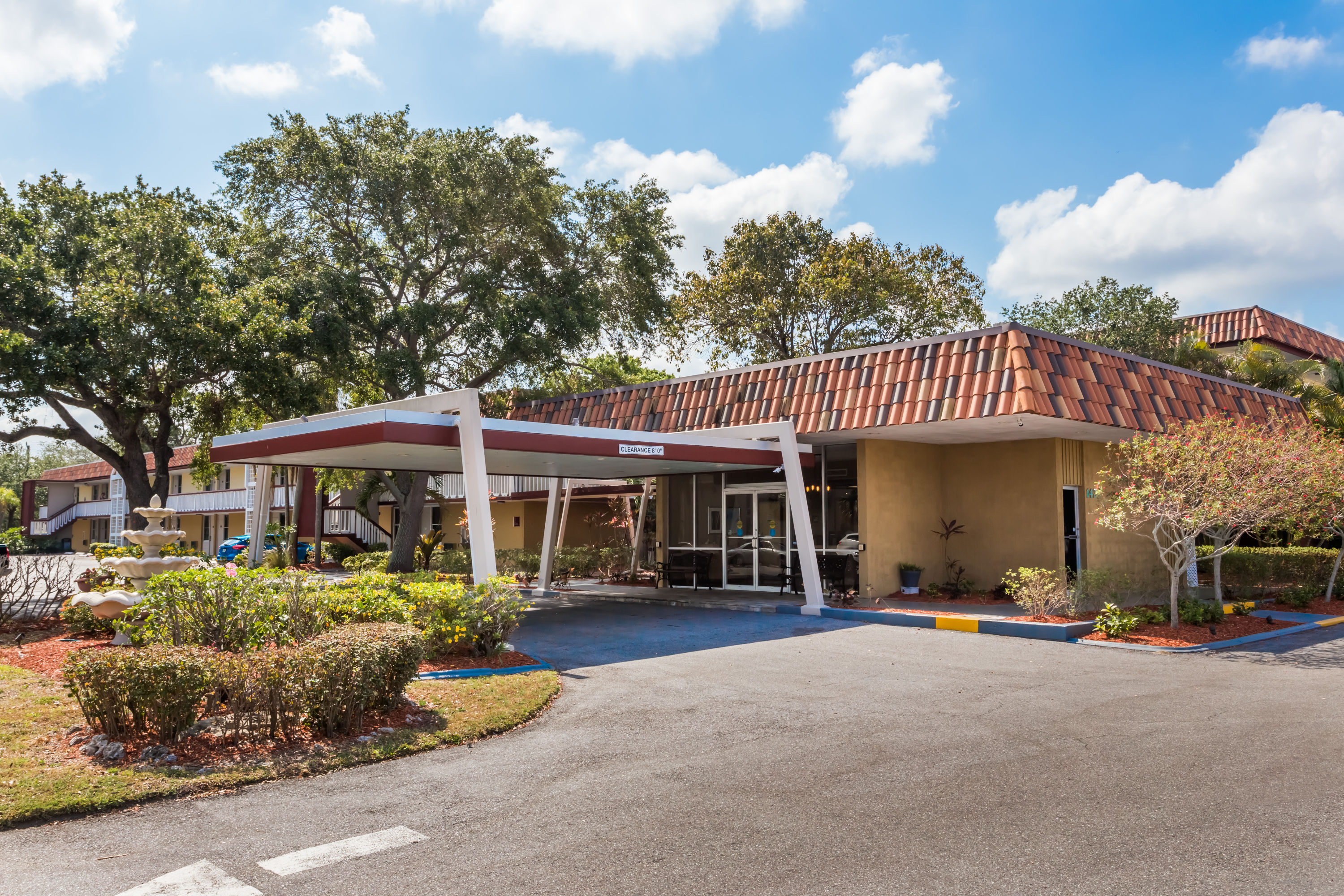 Baymont By Wyndham Sarasota Sarasota Fl Hotels