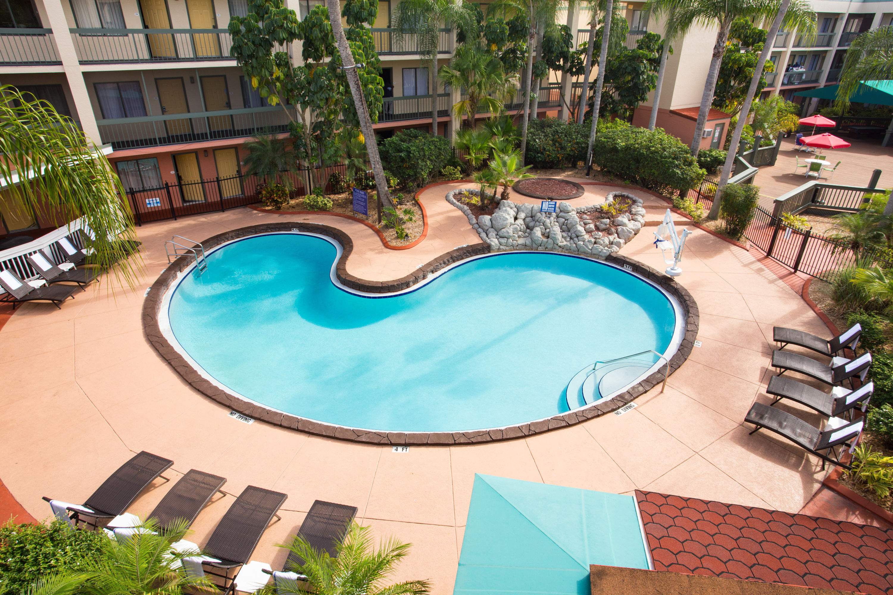 Baymont by Wyndham Tampa Near Busch Gardens | Tampa, FL Hotels