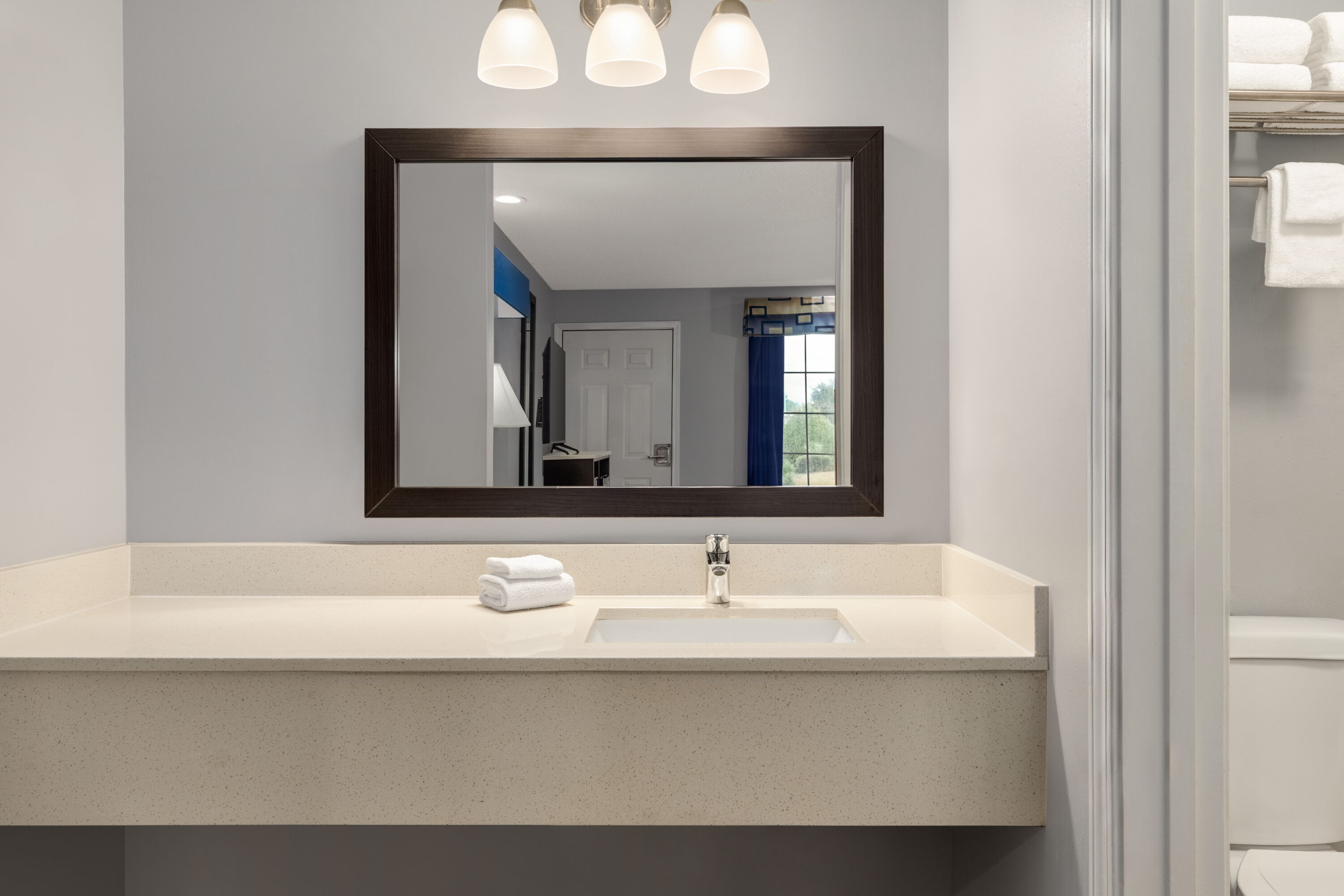 Guest room bath at the Baymont by Wyndham Albany at Albany Mall in Albany, Georgia