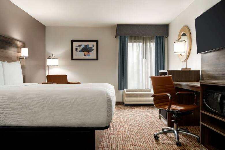 Guest room at the Baymont Inn & Suites Augusta West in Augusta, Georgia