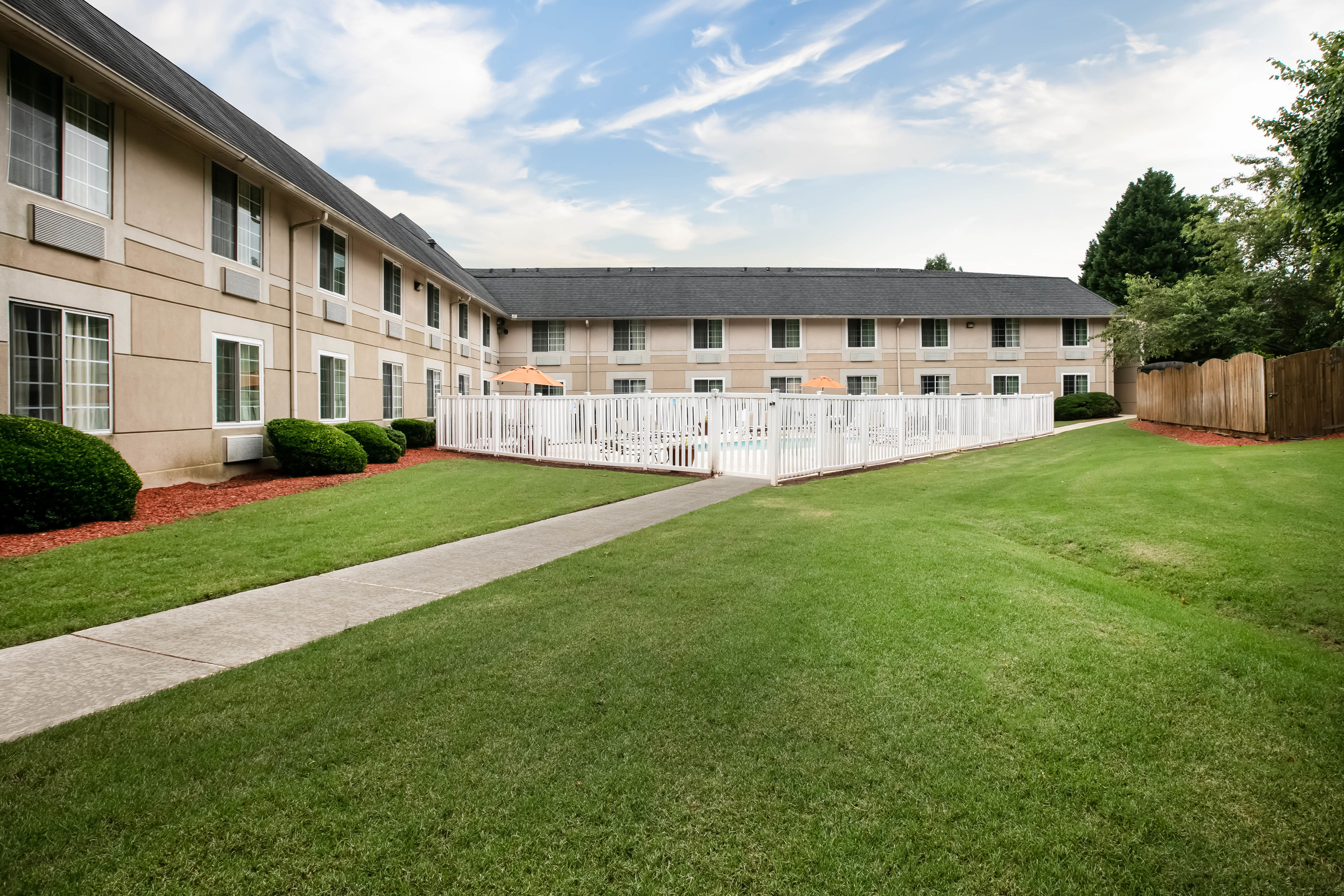 Baymont by Wyndham Braselton / Winder Braselton, GA Hotels