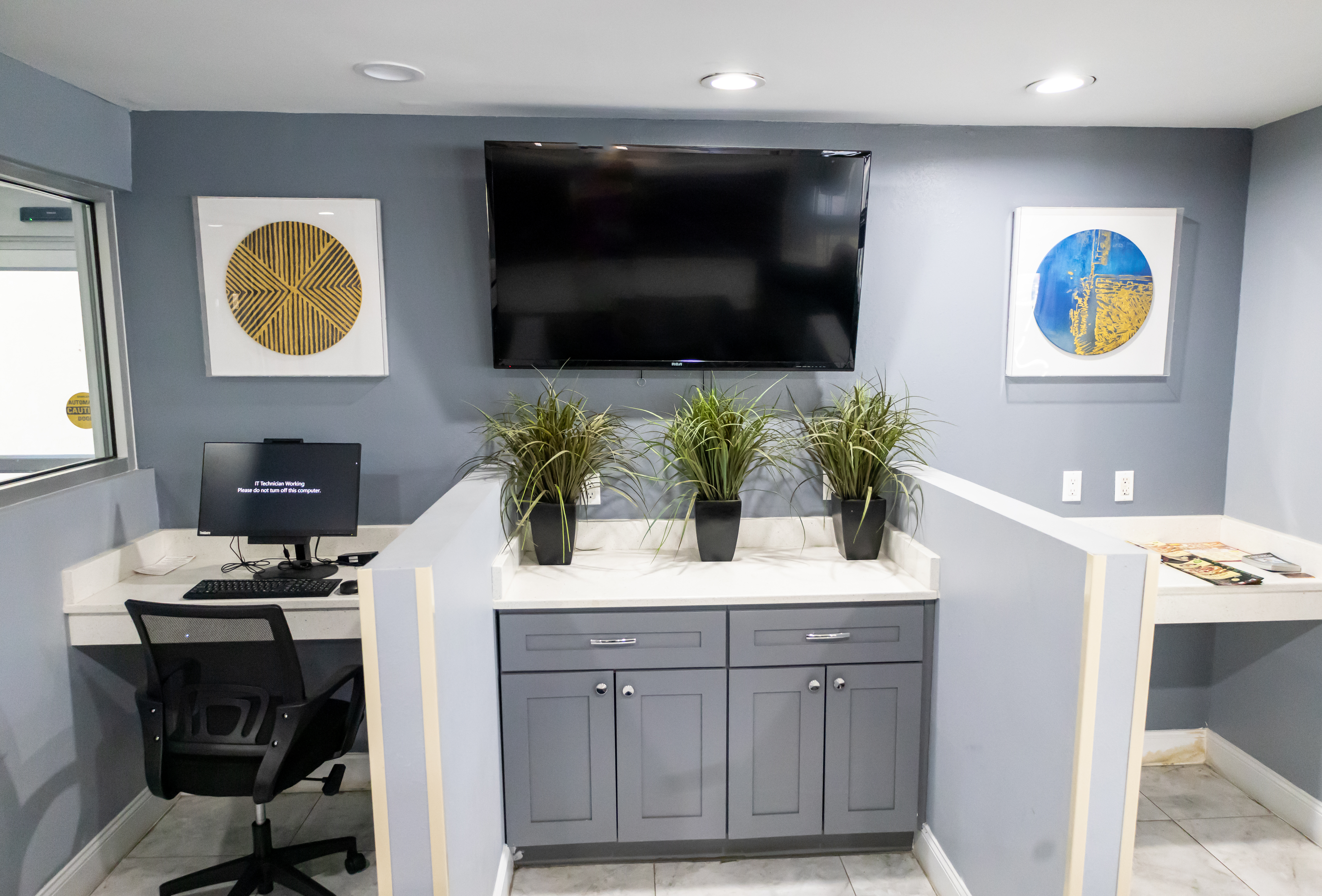 Baymont by Wyndham College Park Atlanta Airport South business center in College Park, Georgia