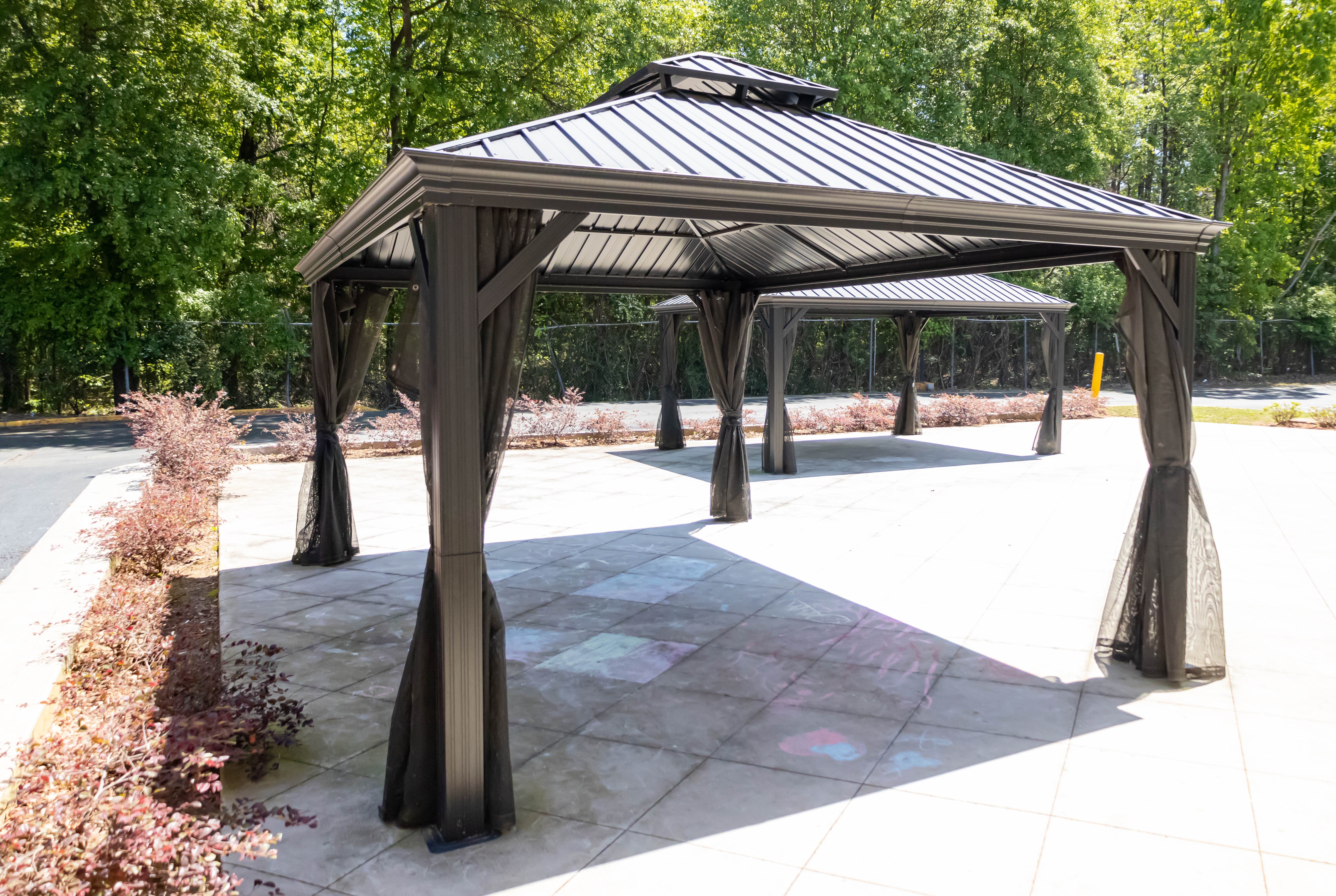 Exterior of Baymont by Wyndham College Park Atlanta Airport South hotel in College Park, Georgia