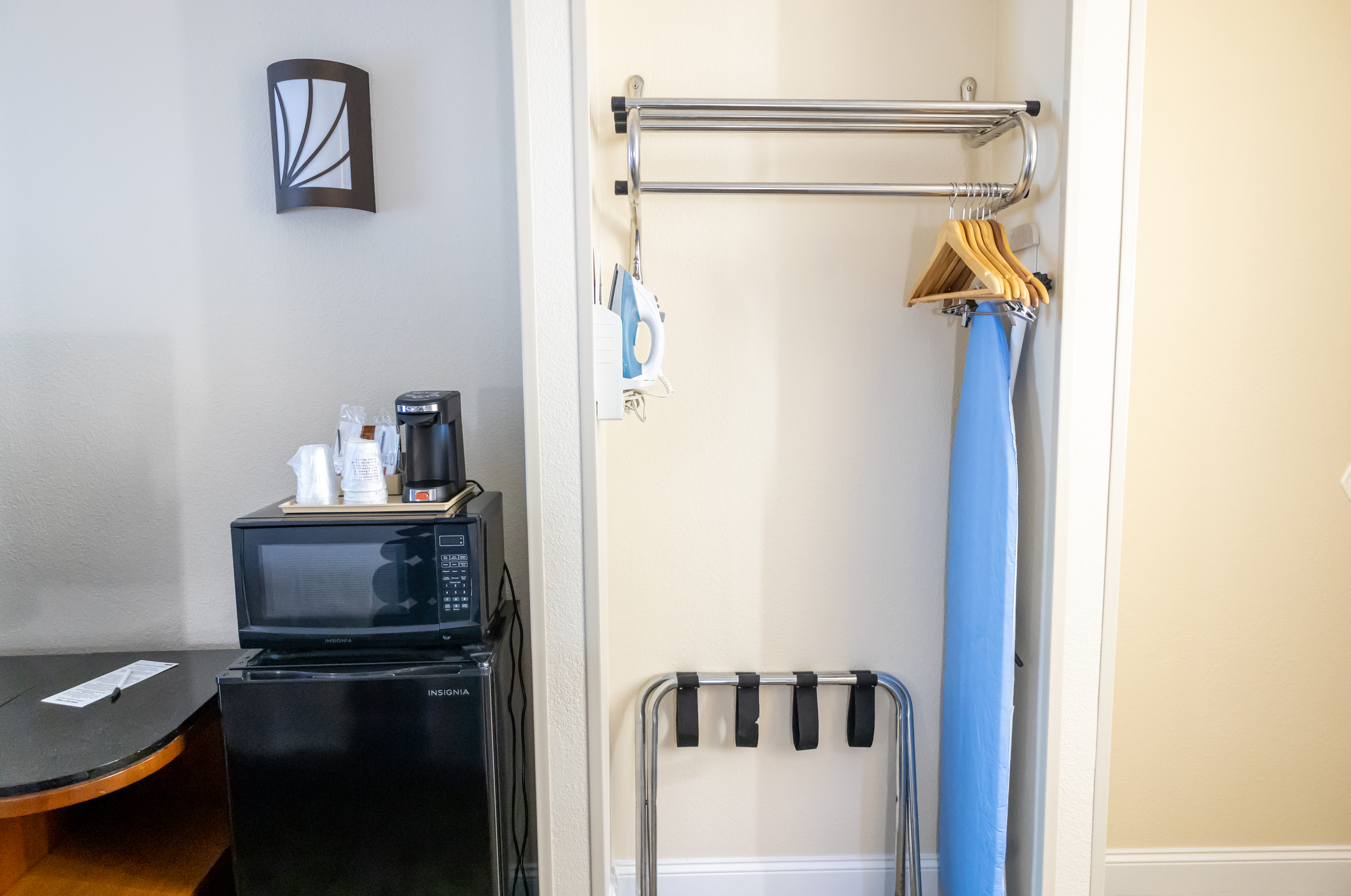 Guest room at the Baymont by Wyndham College Park Atlanta Airport South in College Park, Georgia