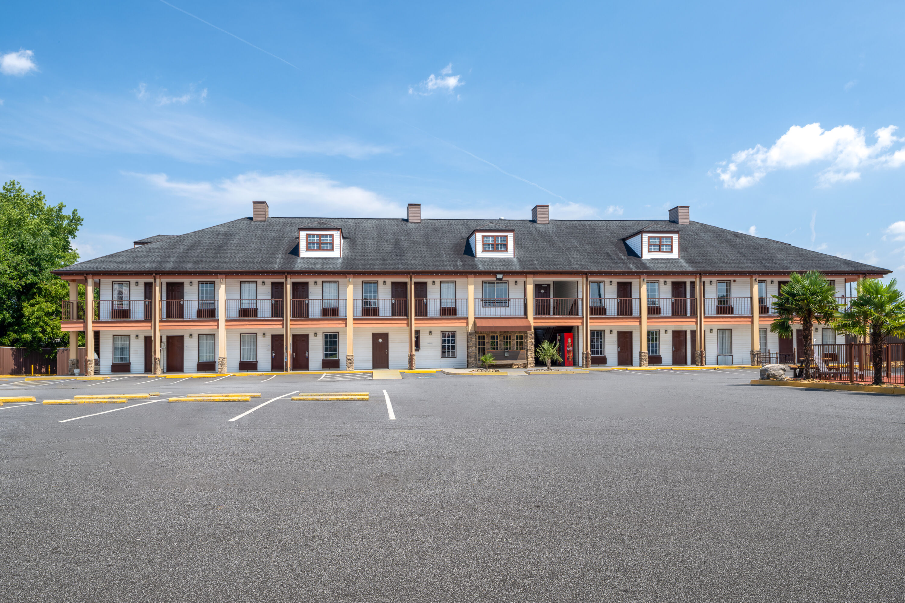 Exterior Day Image of Baymont by Wyndham Commerce GA Near Tanger Outlets Mall hotel in Commerce, Georgia