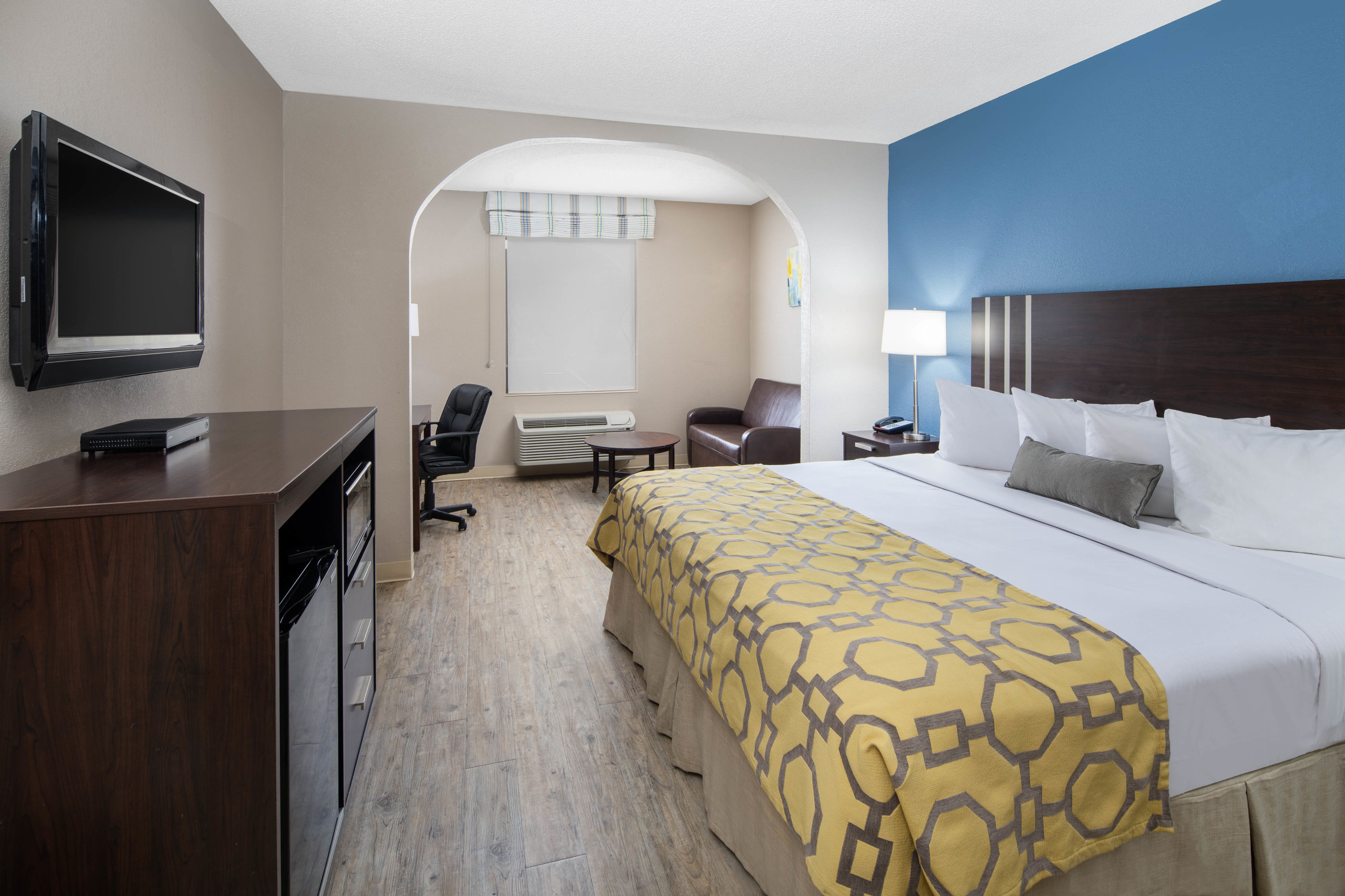 Guest room at the Baymont by Wyndham Douglasville Atlanta in Douglasville, Georgia