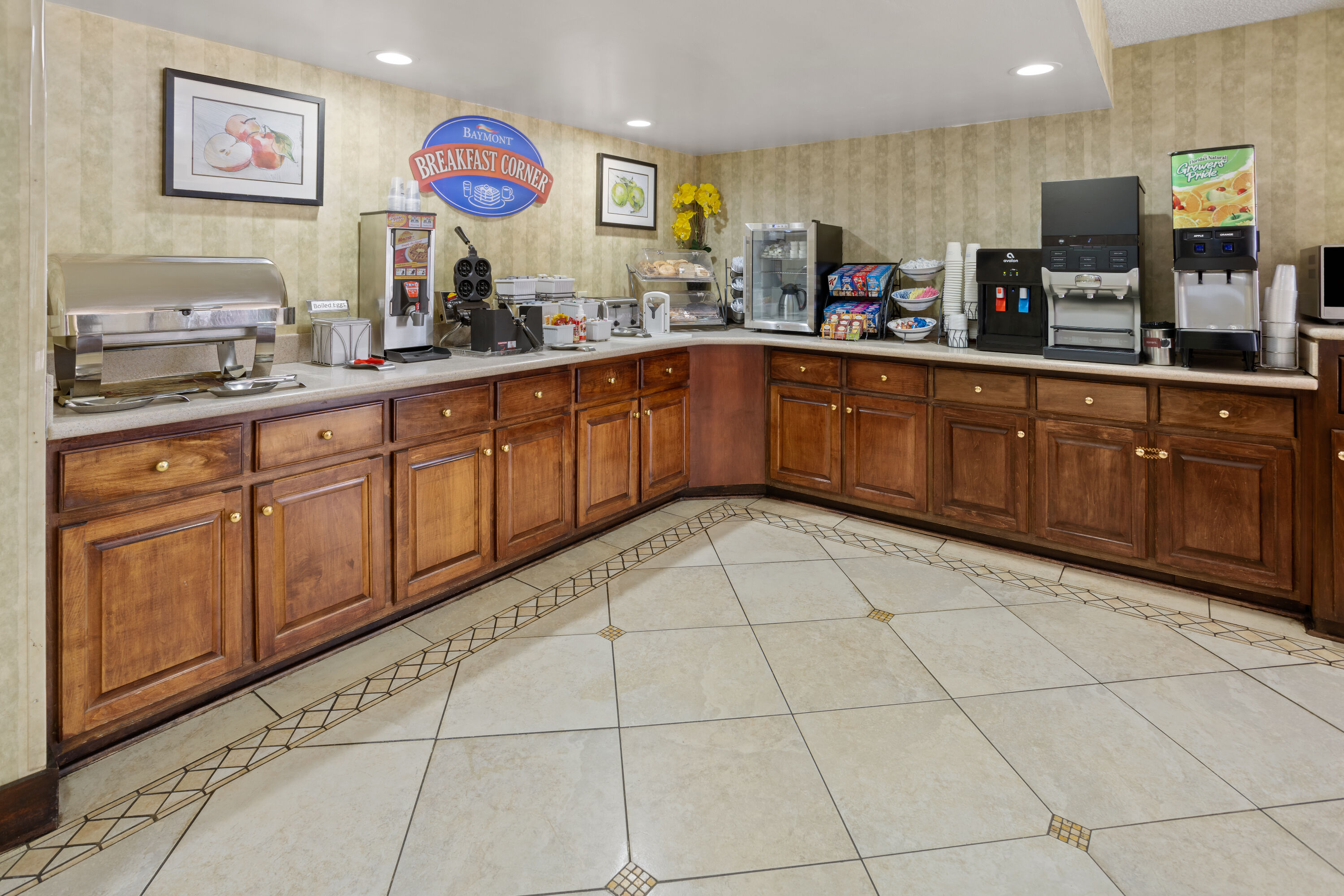 Free breakfast at Baymont by Wyndham Griffin in Griffin, Georgia