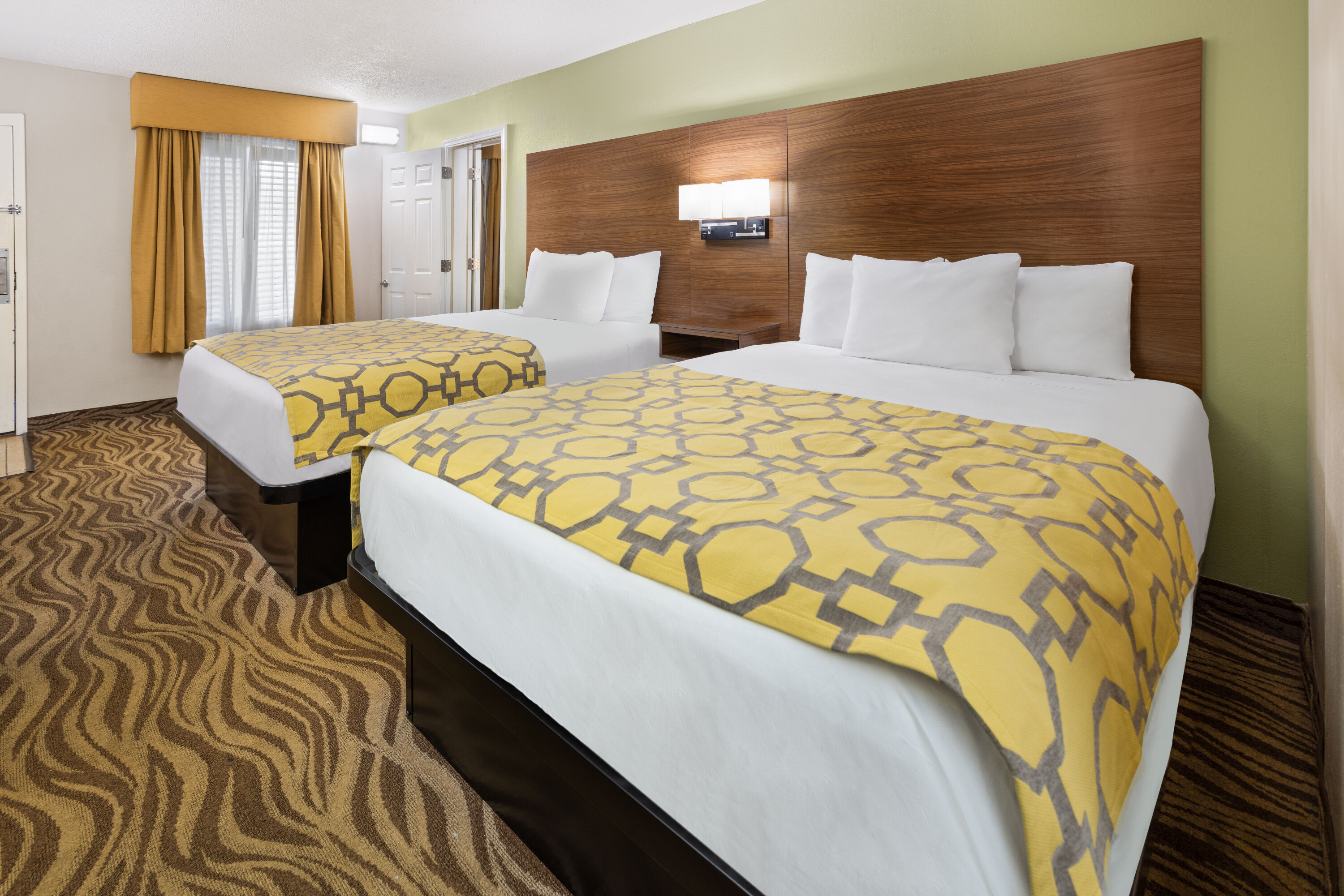 Baymont by Wyndham Griffin suite in Griffin, Georgia