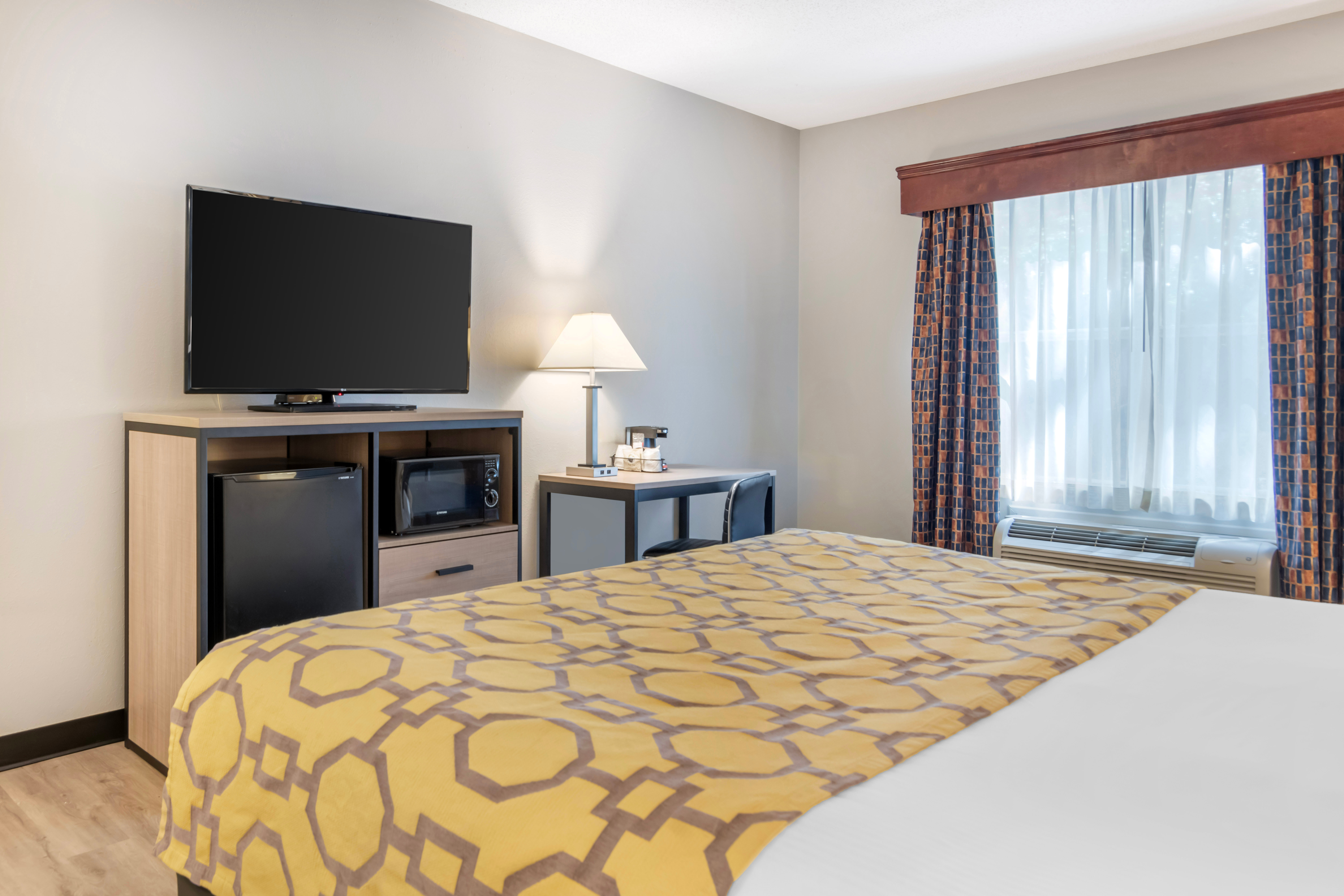 Guest room at the Baymont by Wyndham Kennesaw in Kennesaw, Georgia