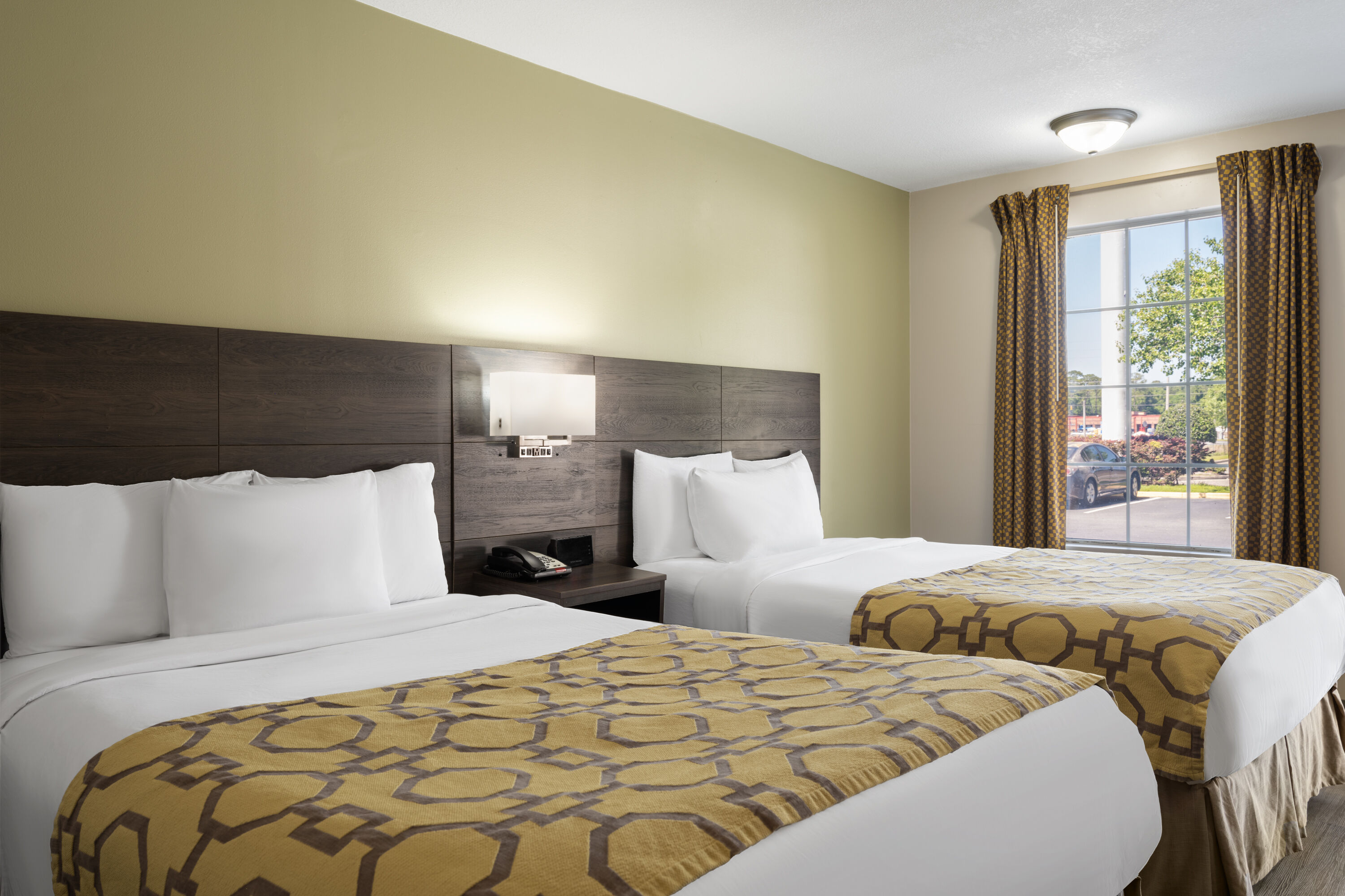 Guest room at the Baymont by Wyndham Kingsland in Kingsland, Georgia