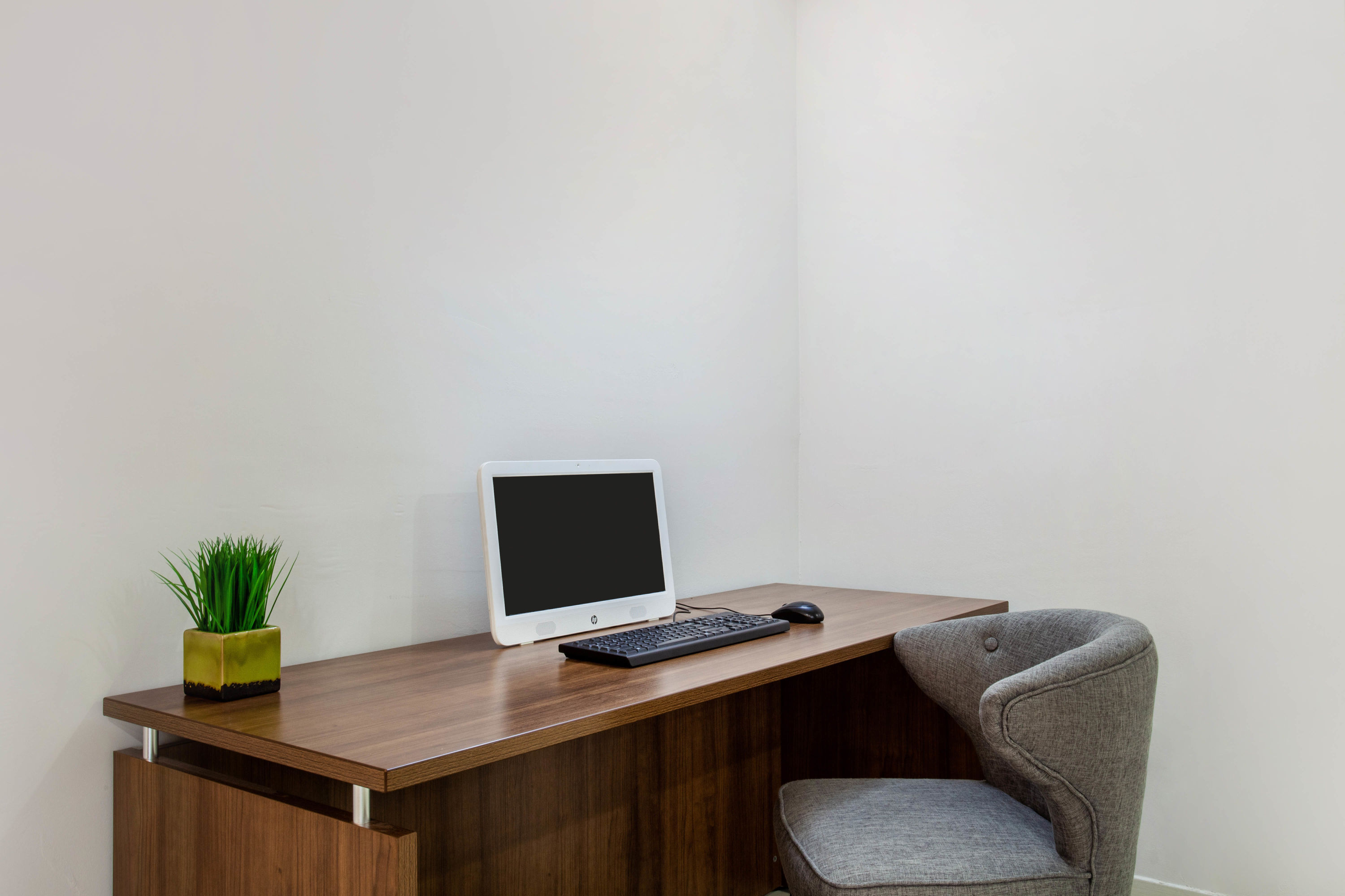 Baymont by Wyndham McDonough business center in McDonough, Georgia