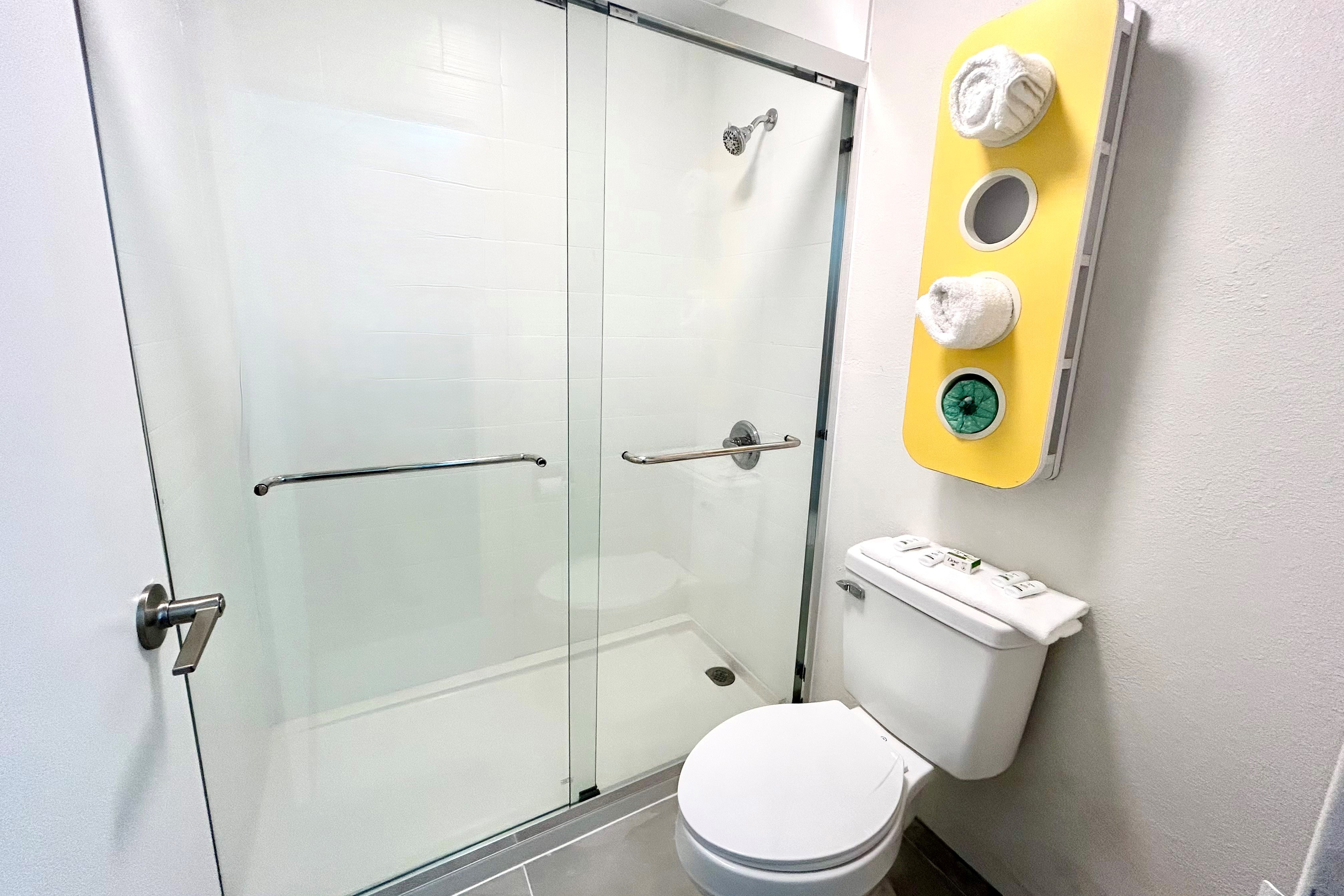 Guest room bath at the Baymont by Wyndham Metter in Metter, Georgia