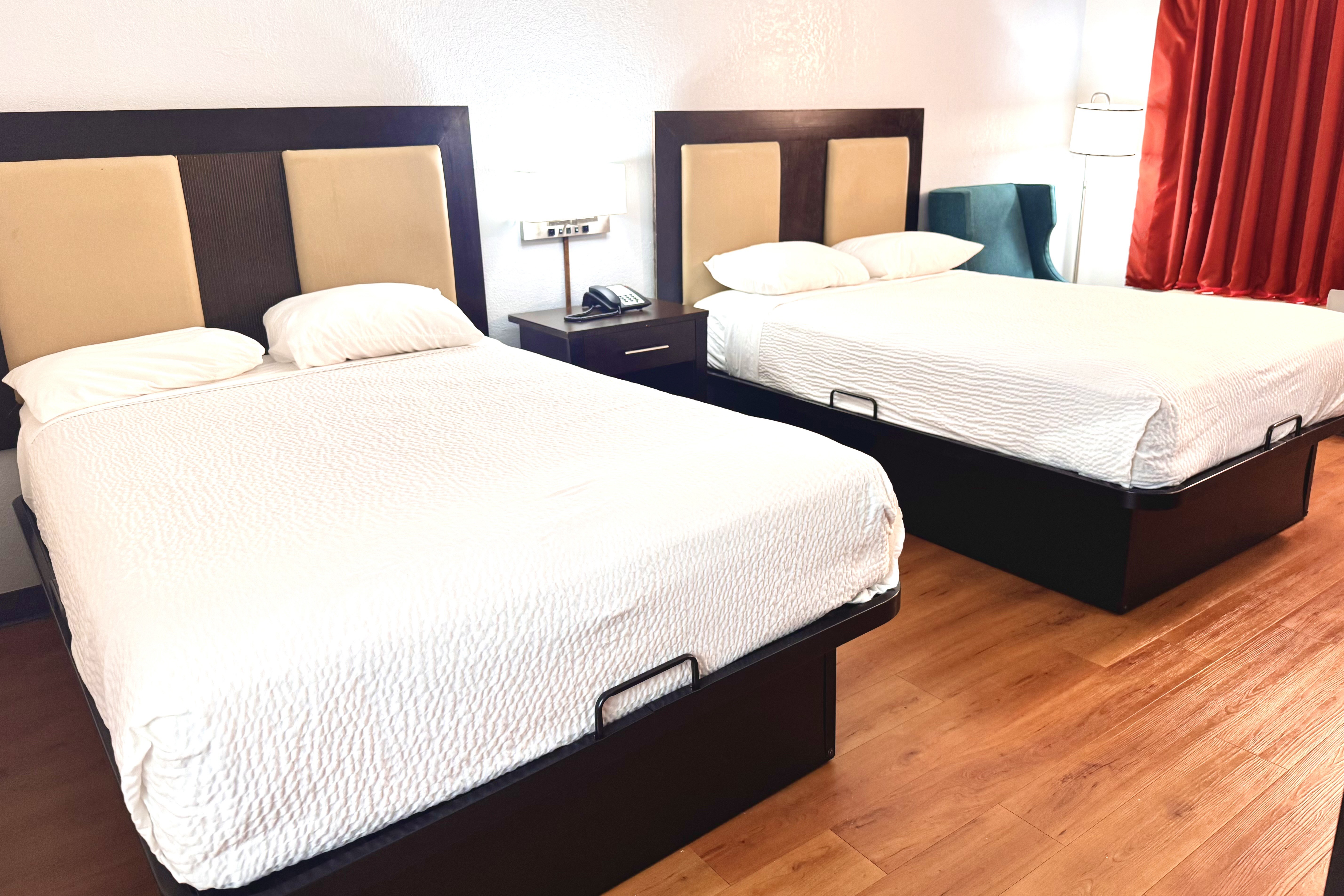 Guest room at the Baymont by Wyndham Metter in Metter, Georgia