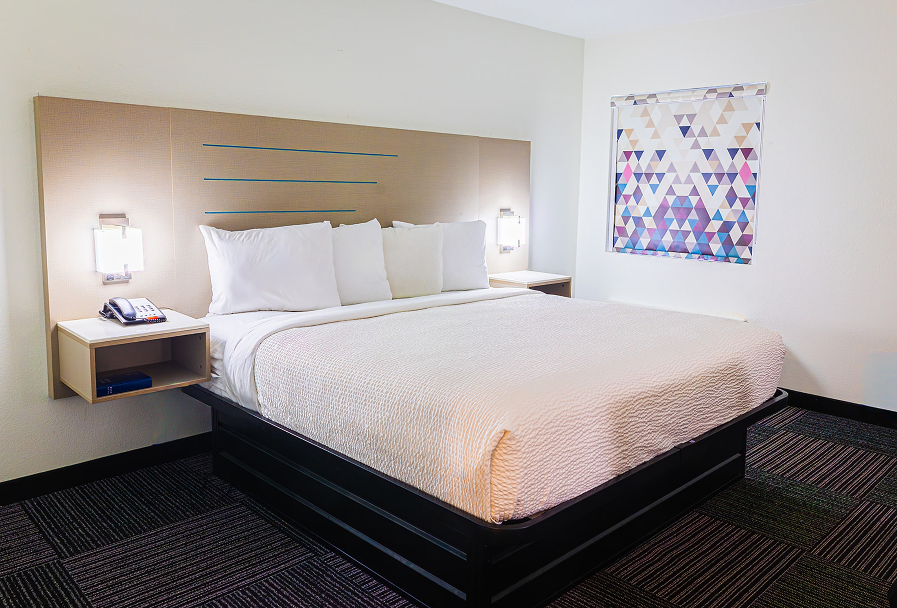 Guest room at the Baymont by Wyndham Port Wentworth in Port Wentworth, Georgia