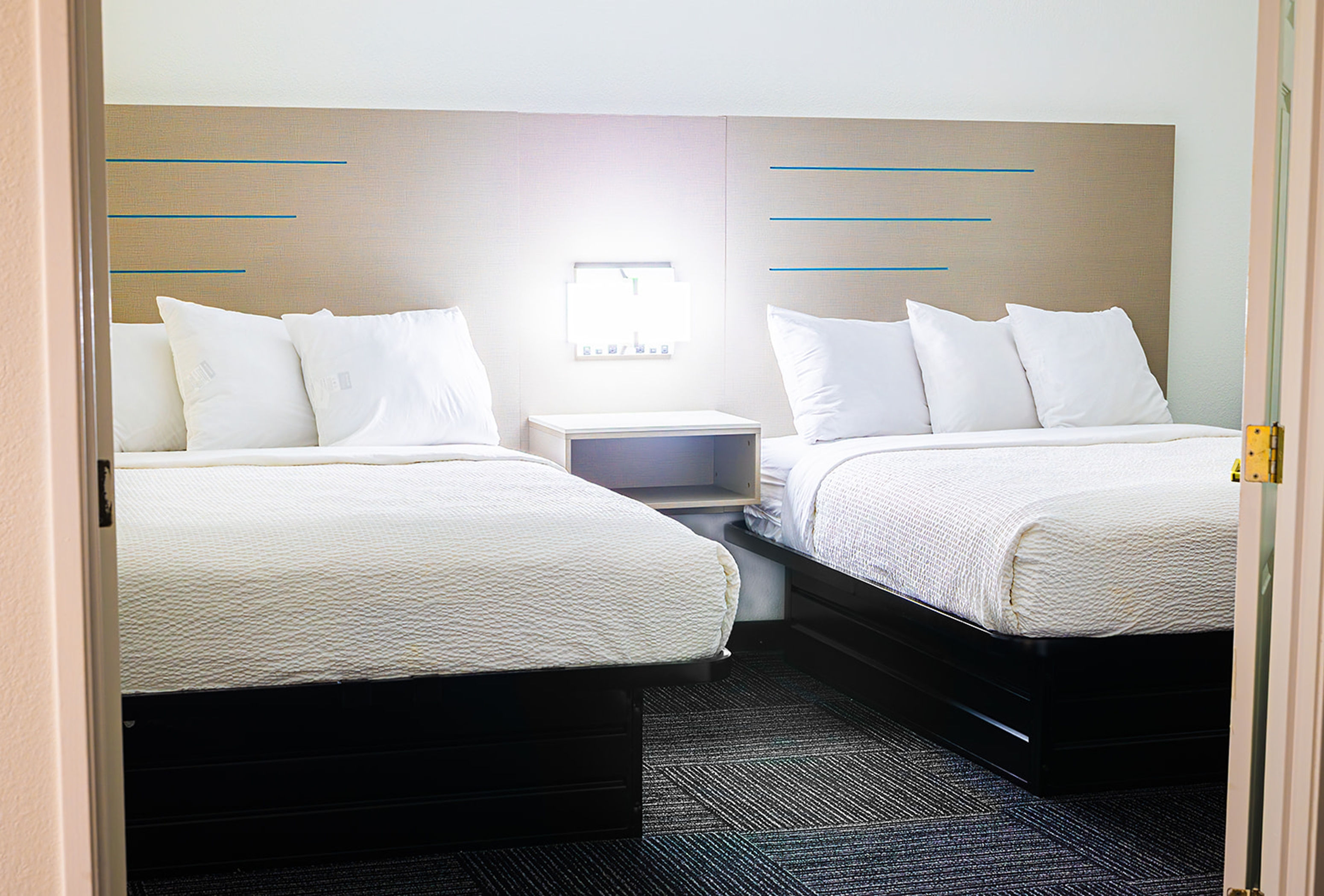 Guest room at the Baymont by Wyndham Port Wentworth in Port Wentworth, Georgia