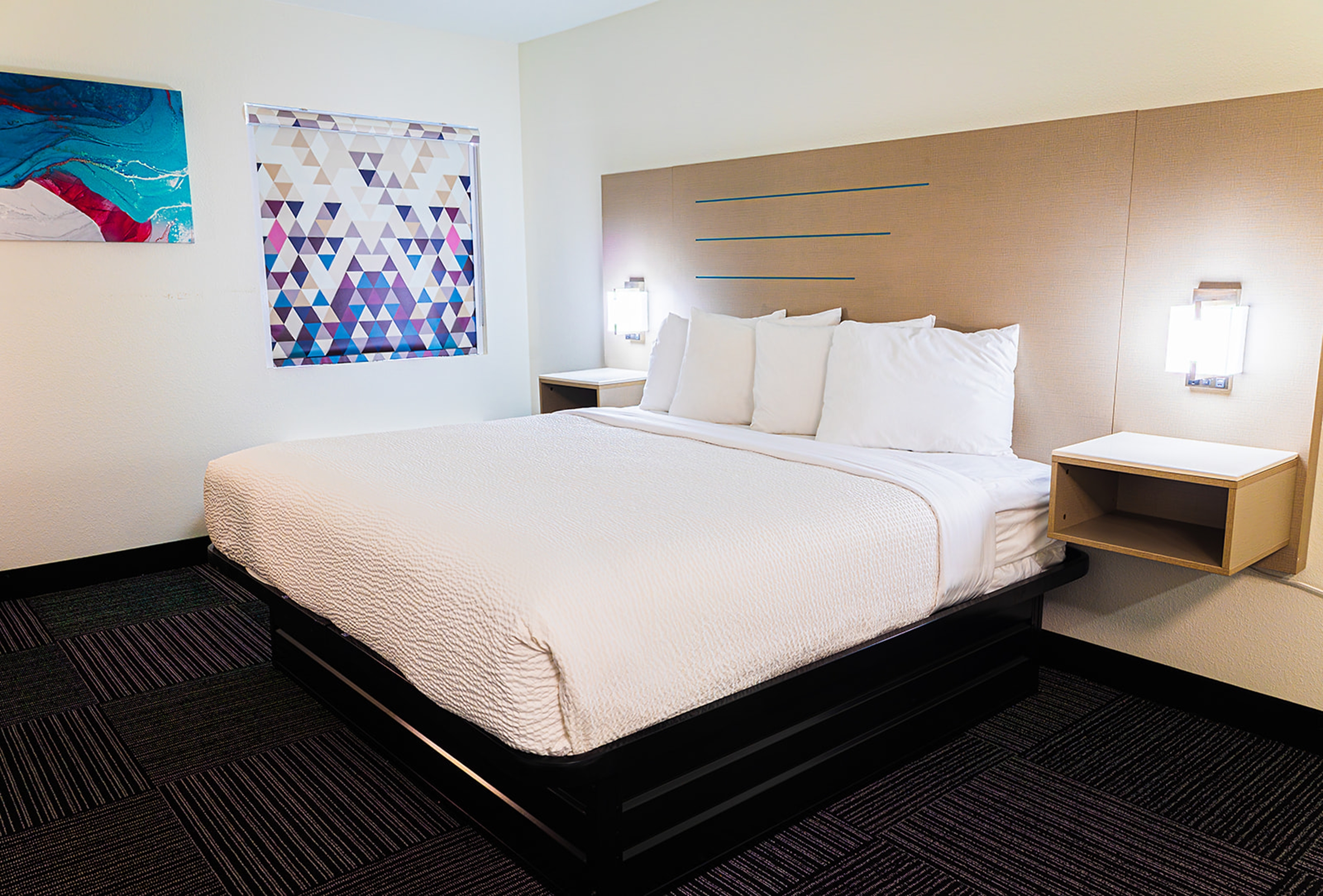 Guest room at the Baymont by Wyndham Port Wentworth in Port Wentworth, Georgia