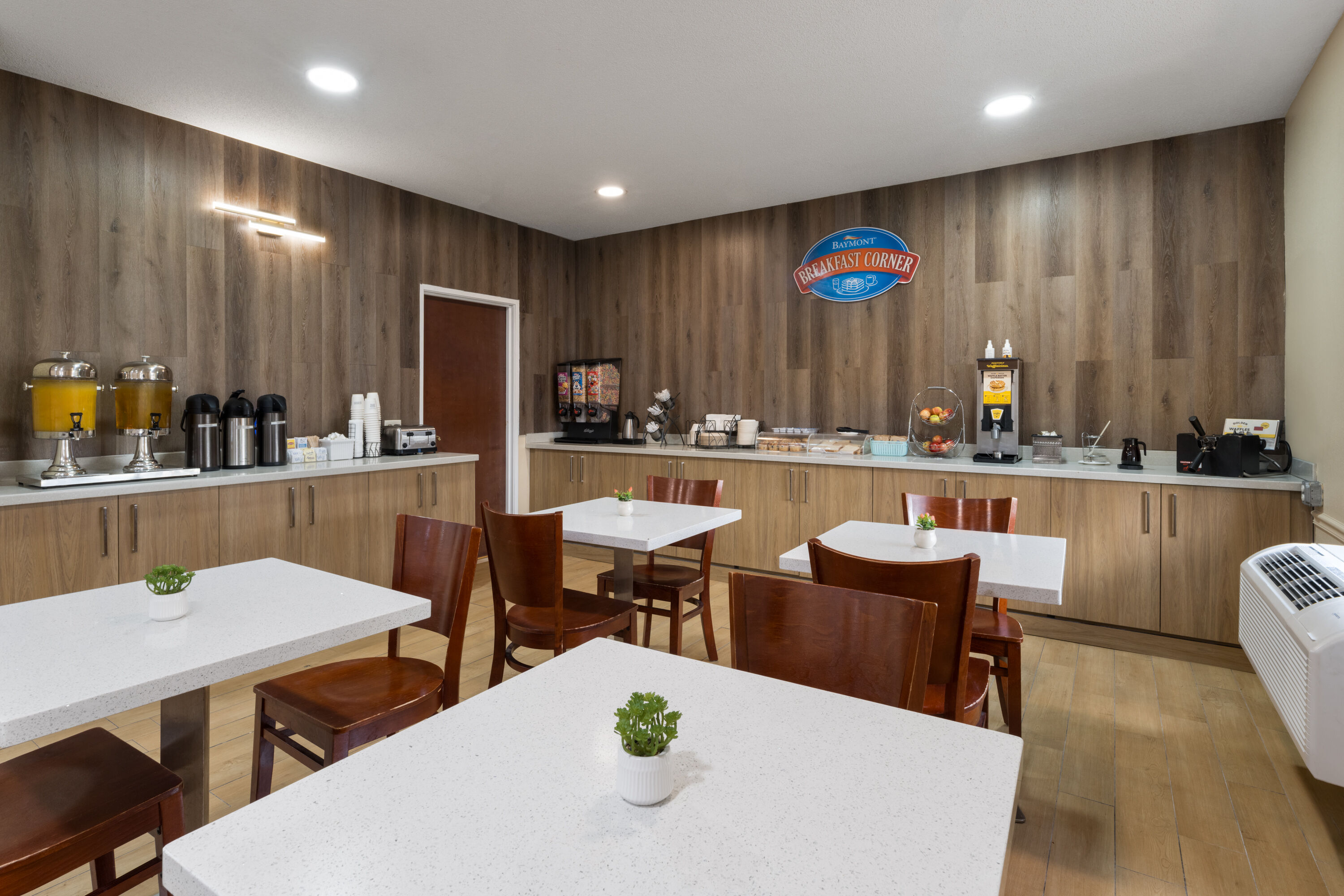 Free breakfast at Baymont by Wyndham Savannah/Garden City in Savannah, Georgia