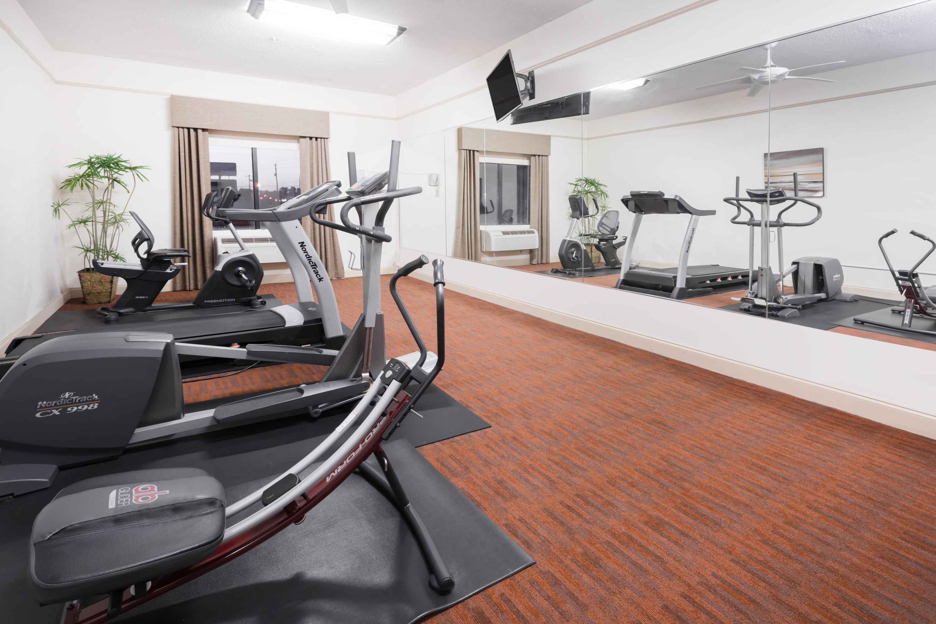Fitness room at Baymont by Wyndham Savannah/Garden City in Savannah, Georgia
