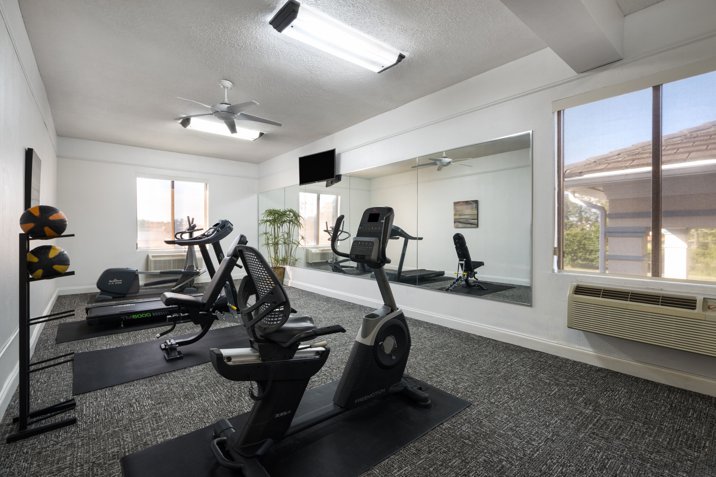 Fitness room at Baymont by Wyndham Savannah/Garden City in Savannah, Georgia