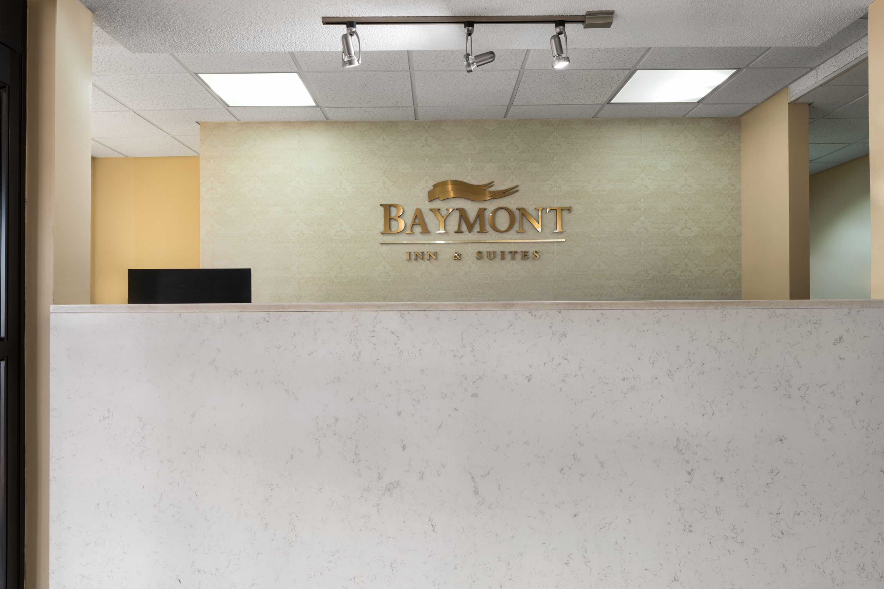 Baymont by Wyndham Savannah/Garden City reception in Savannah, Georgia