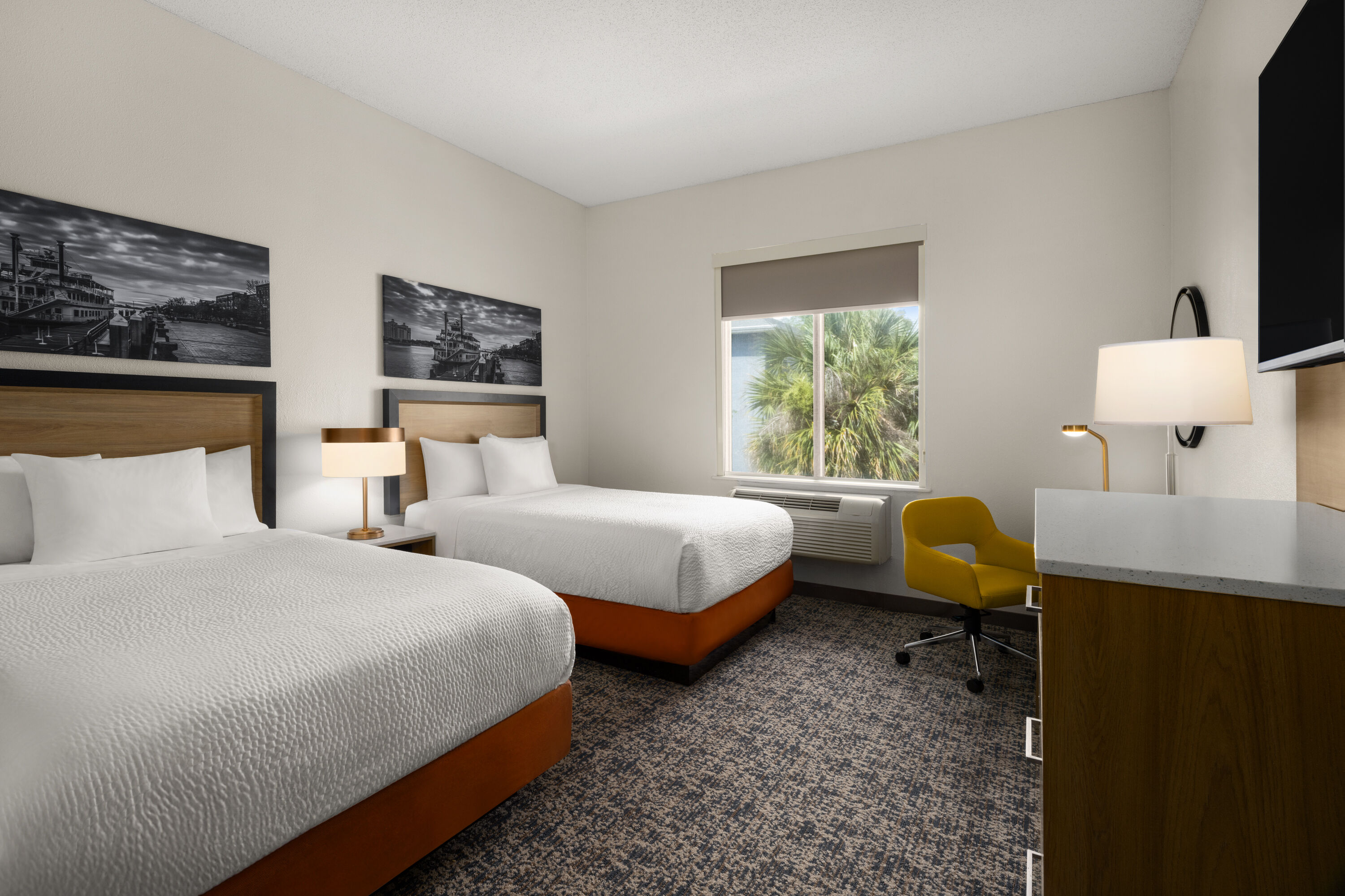 Baymont by Wyndham Savannah/Garden City suite in Savannah, Georgia