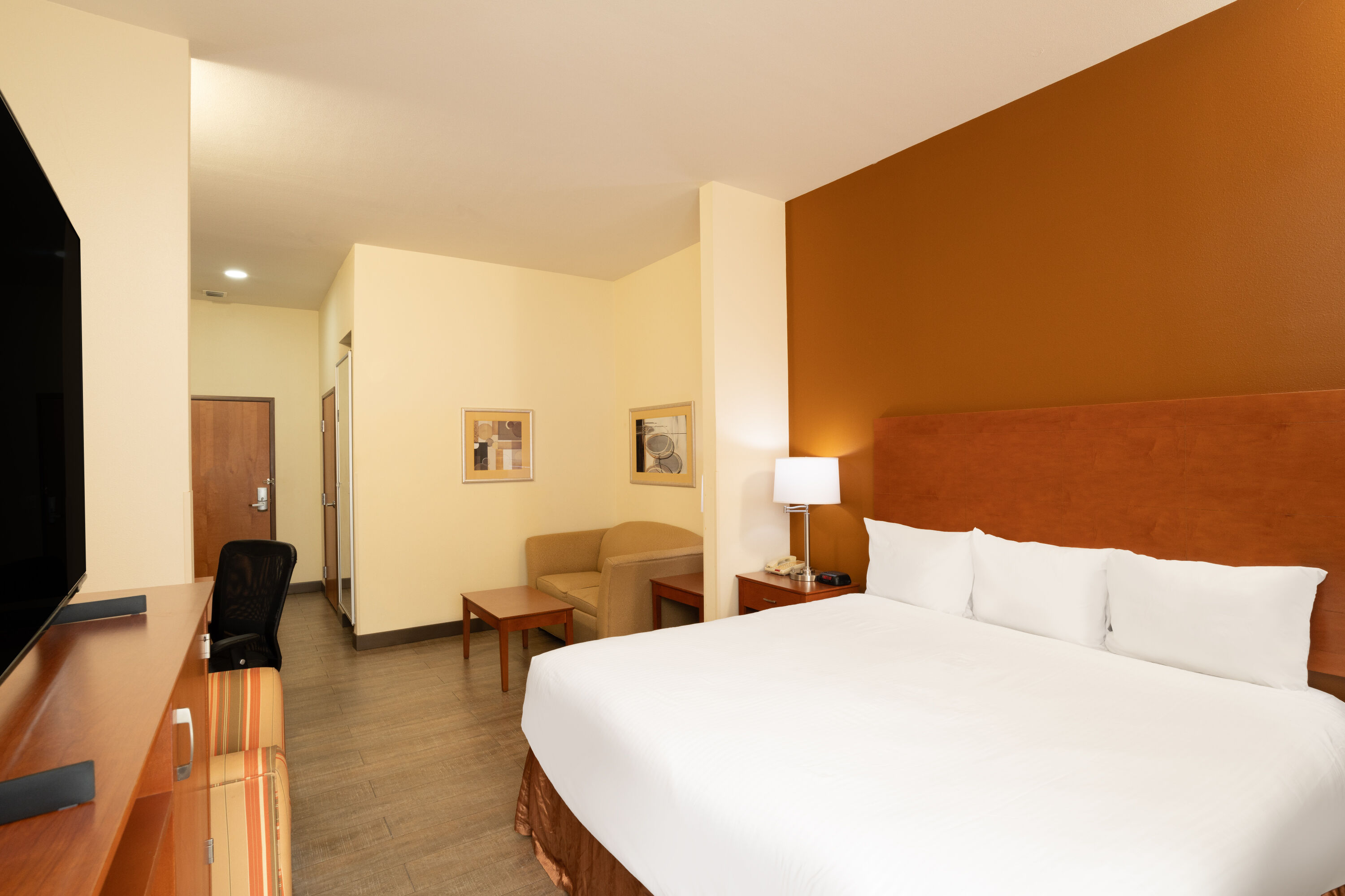 Guest room at the Baymont by Wyndham Savannah South in Savannah, Georgia