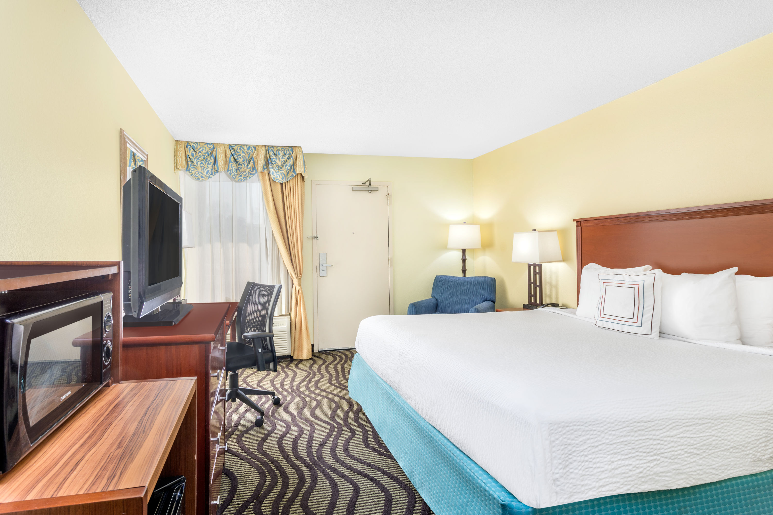 Baymont Inn Suites Savannah Midtown Savannah Hotels GA 31405